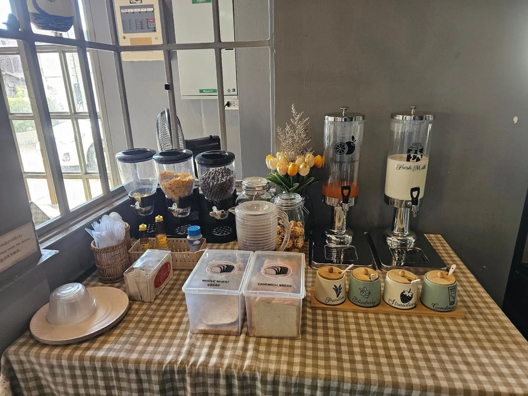 Breakfast in Mandalar Arch 39 Hotel