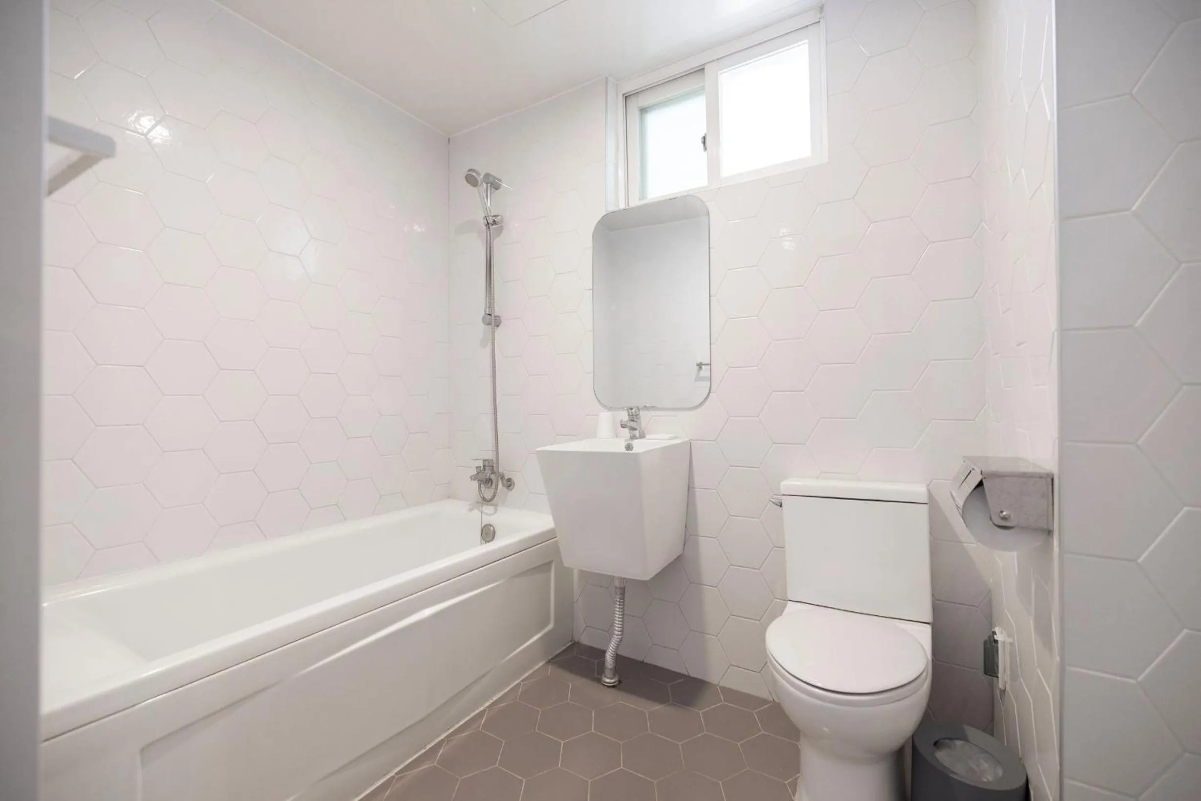 Bathroom in Aank Air Icheon Seolbong Lake