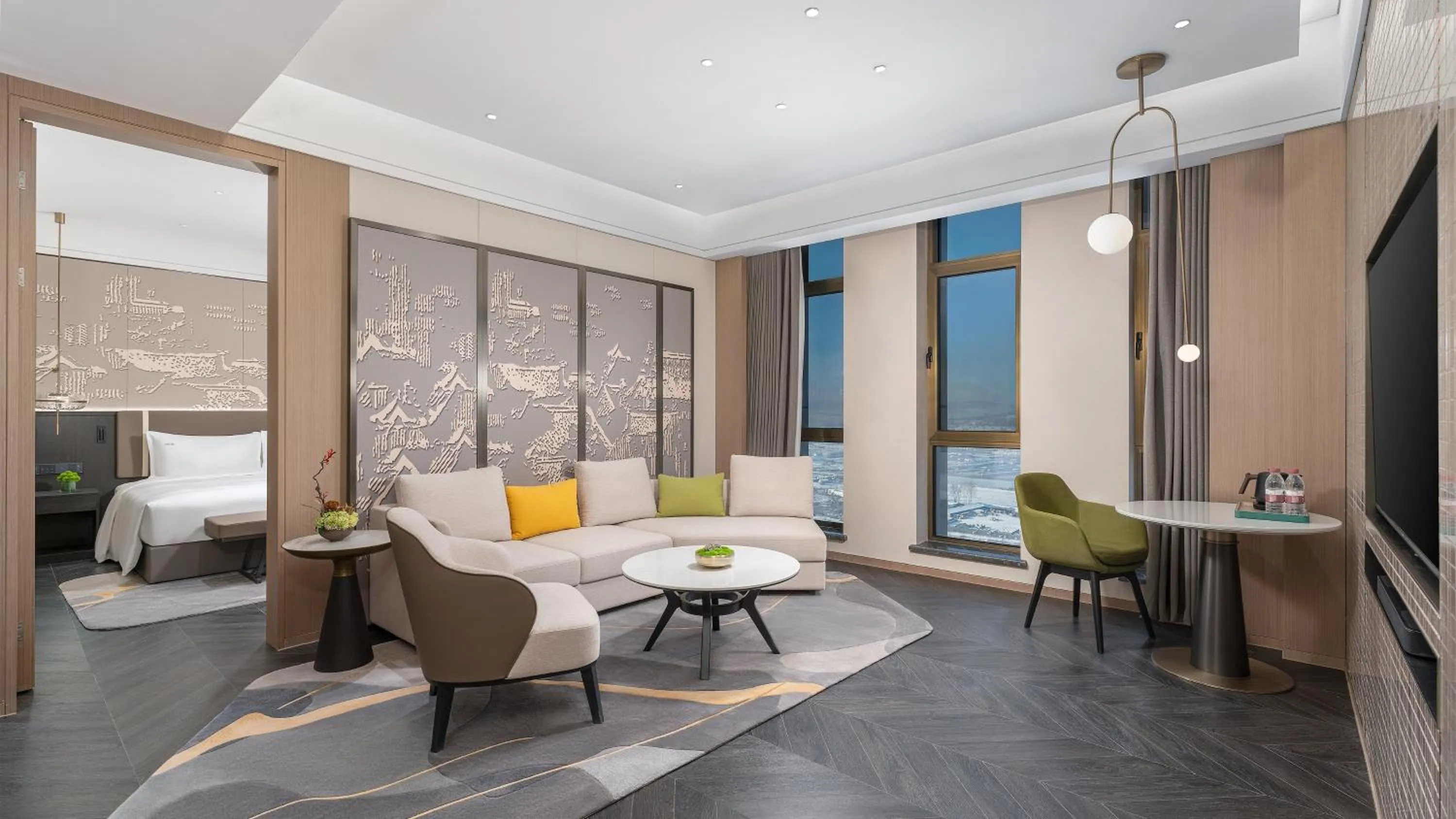 Photo of the whole room, Bed in Holiday Inn Liaoyuan City Center by IHG