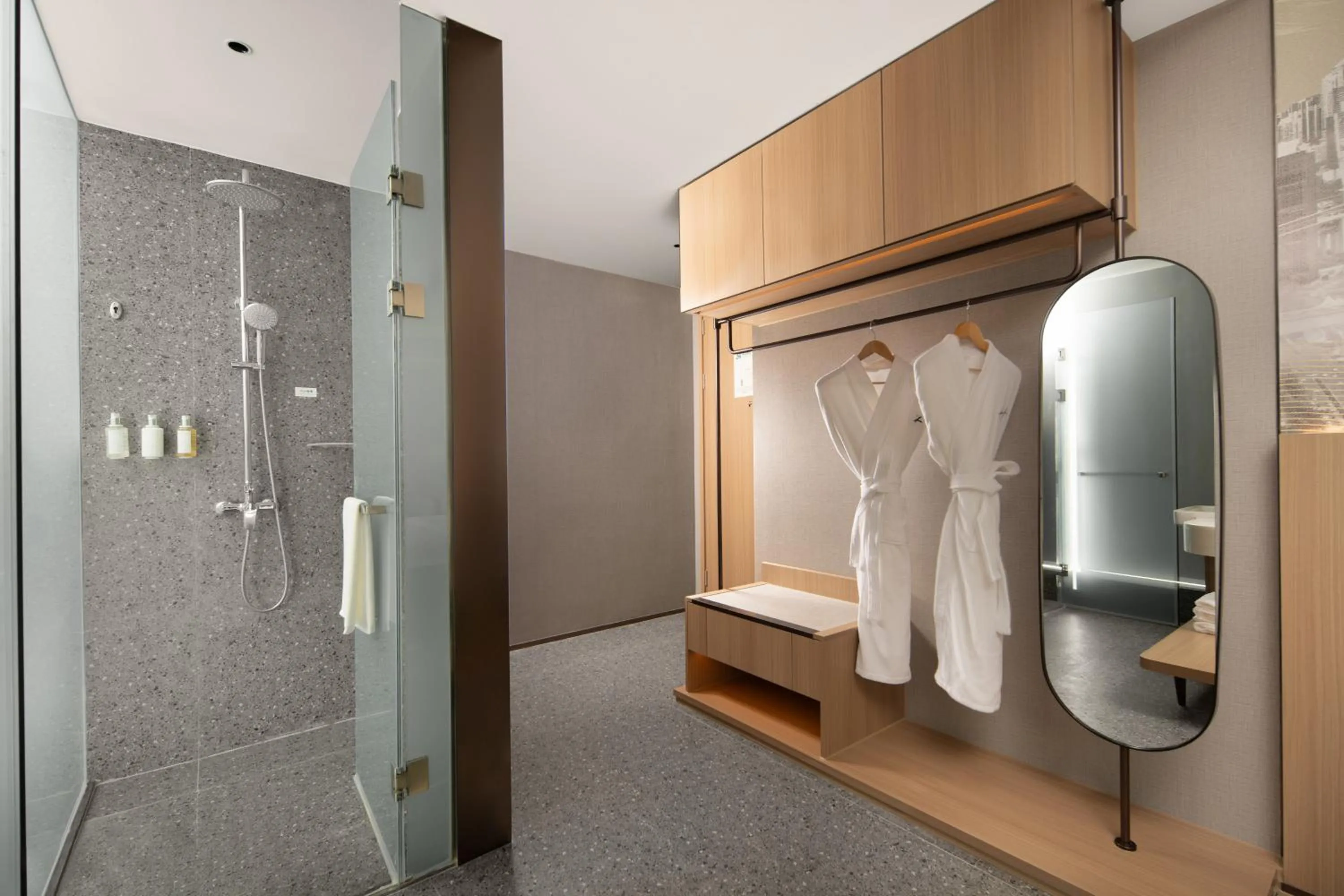 Shower in Holiday Inn & Suites Chongqing Nanan by IHG