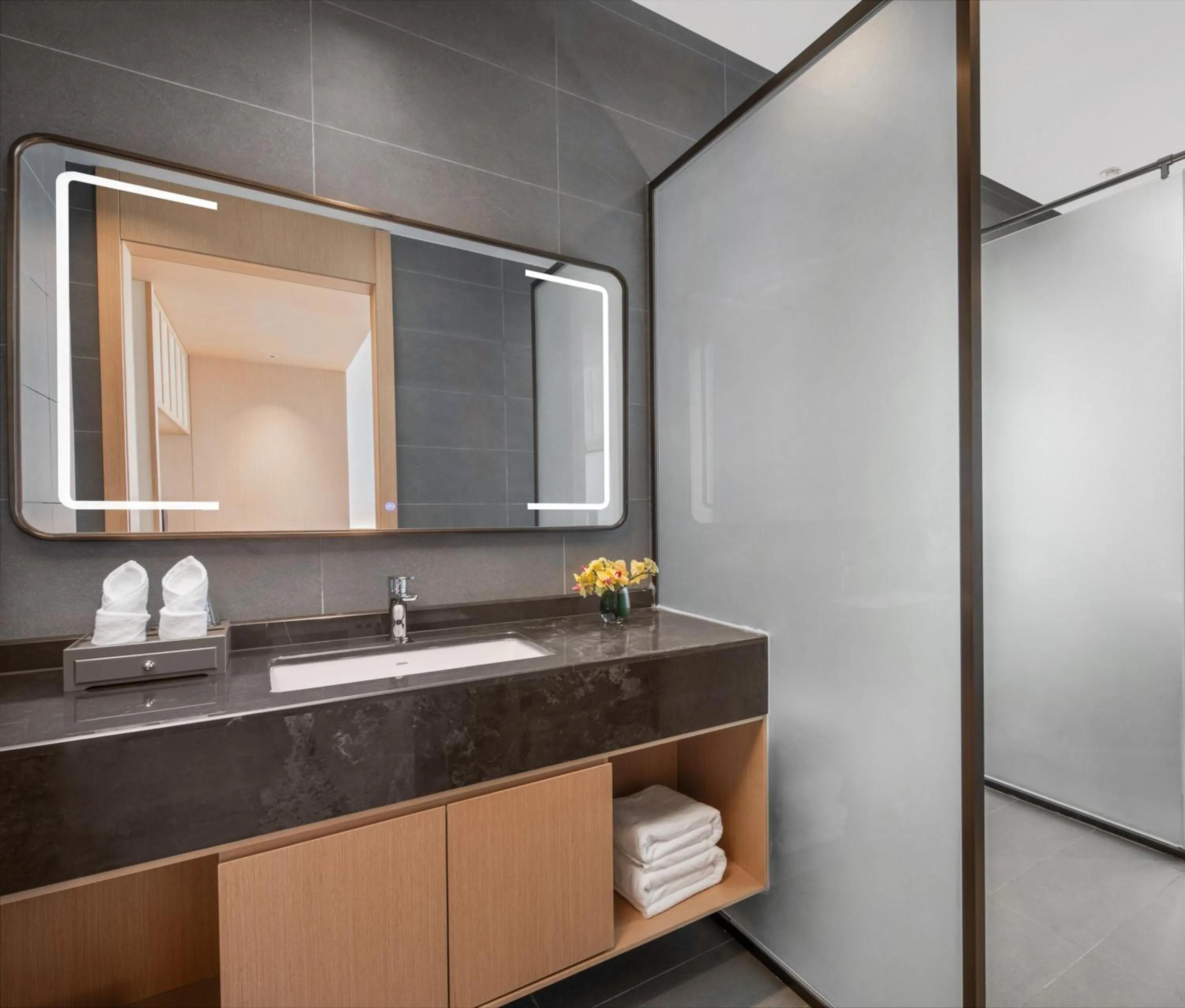 Bathroom in Holiday Inn Ganzhou Orchid Town by IHG