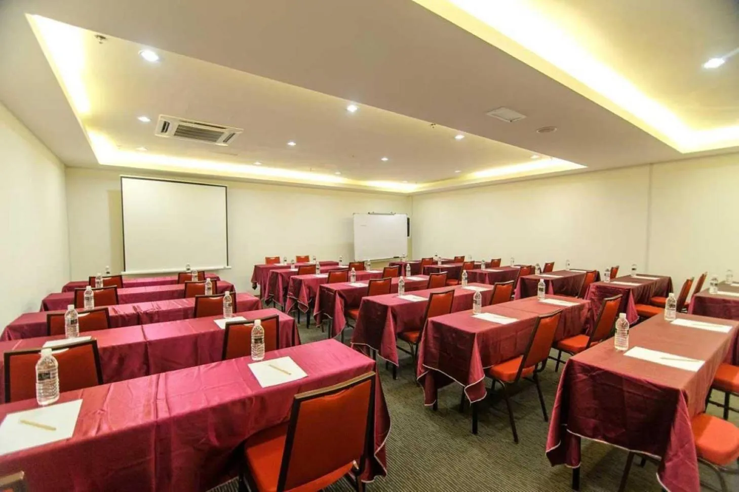 Meeting/conference room in La Boss Hotel