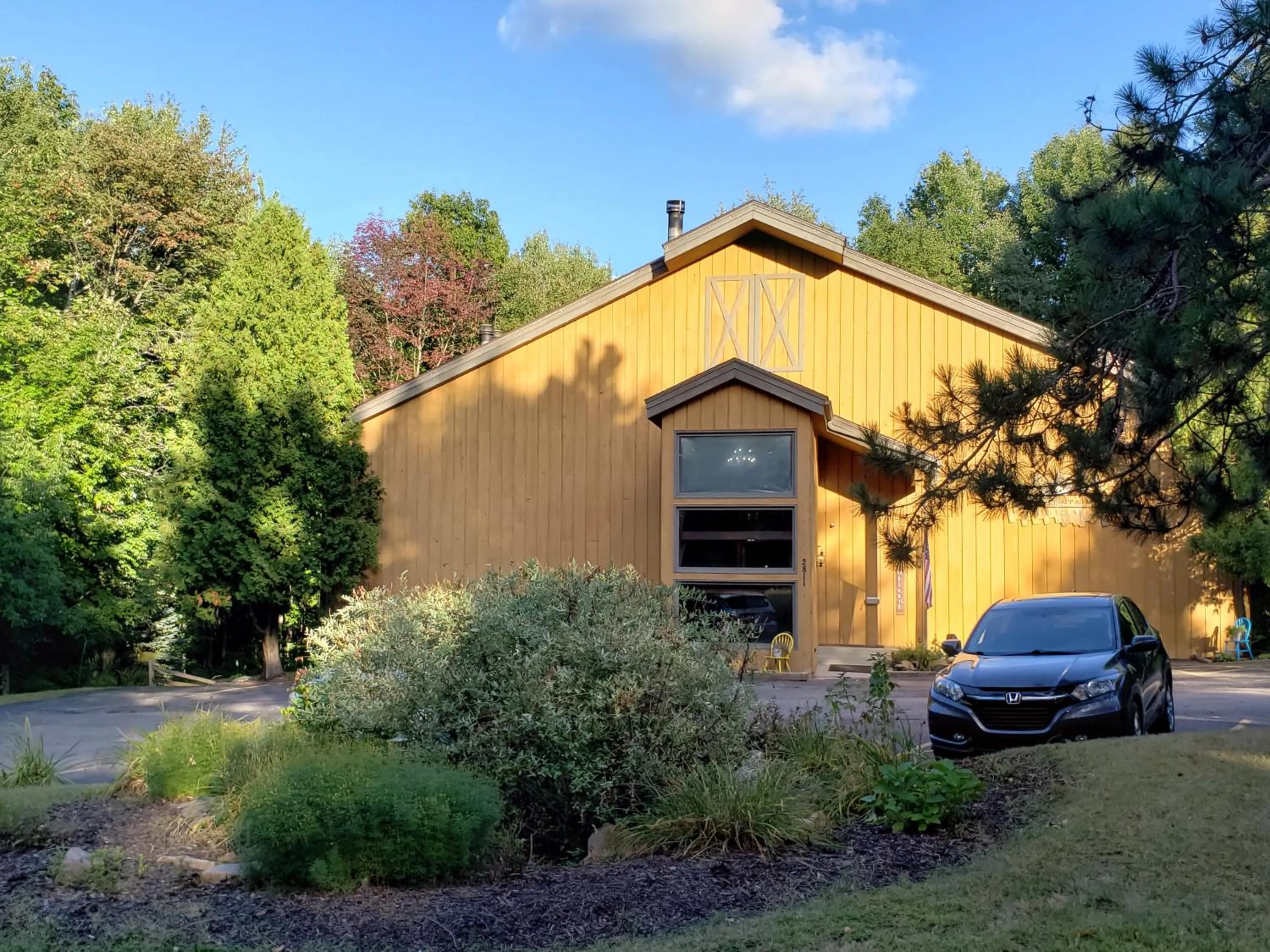 Facade/entrance in Rib Mountain Inn