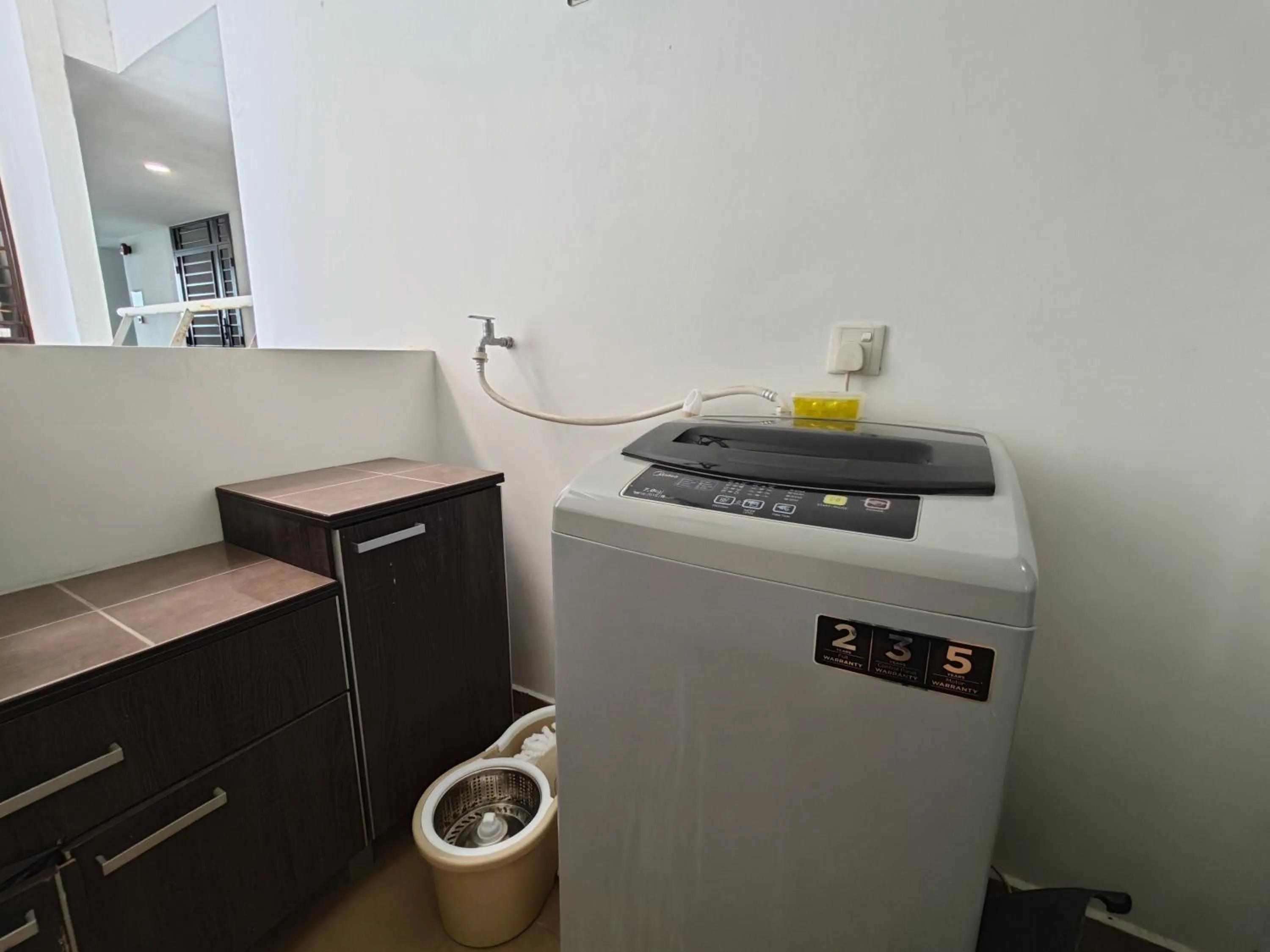 washing machine in Kempas Dsummit Residences by Antlerzone