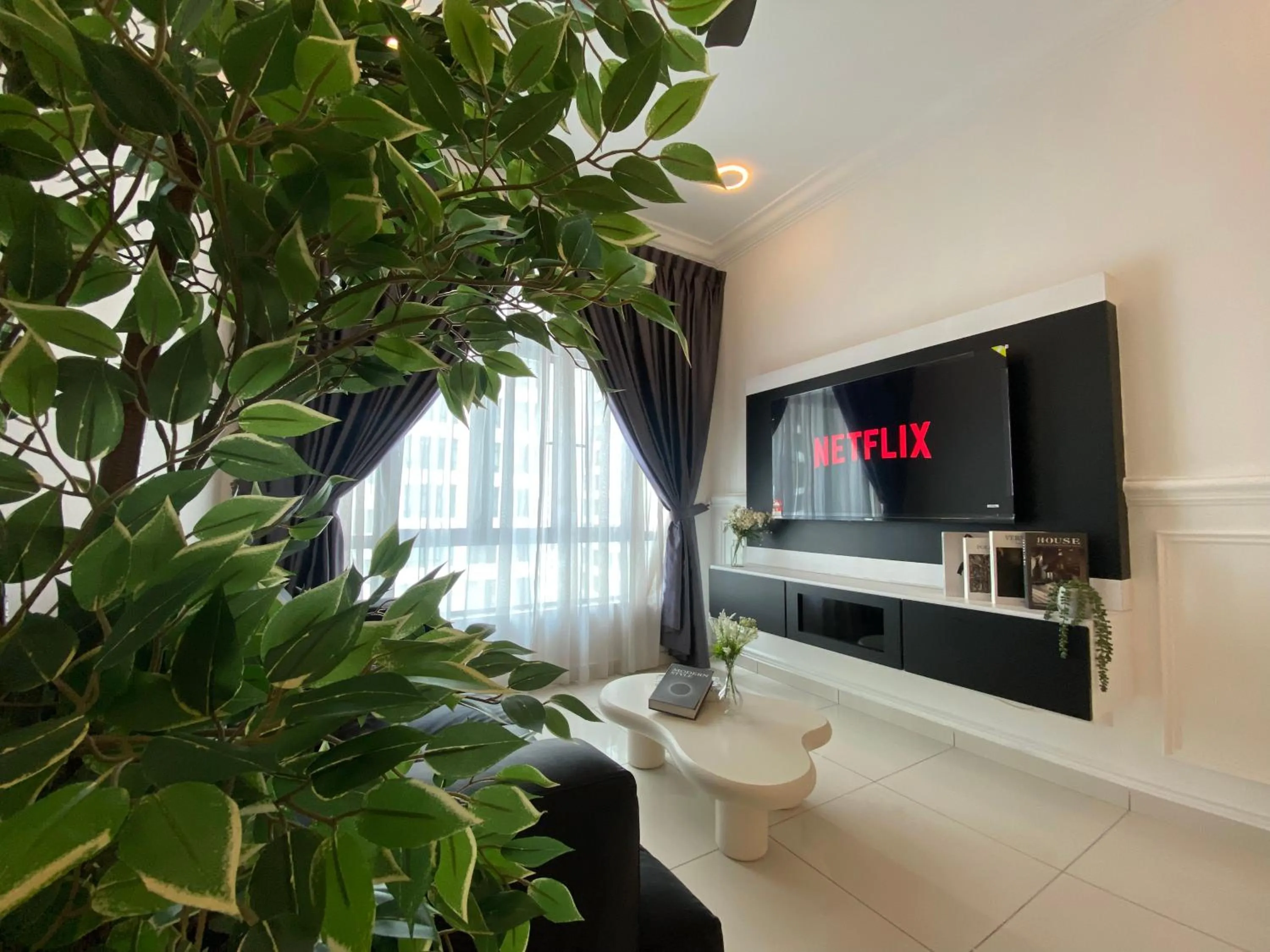 Living room in Kempas Dsummit Residences by Antlerzone