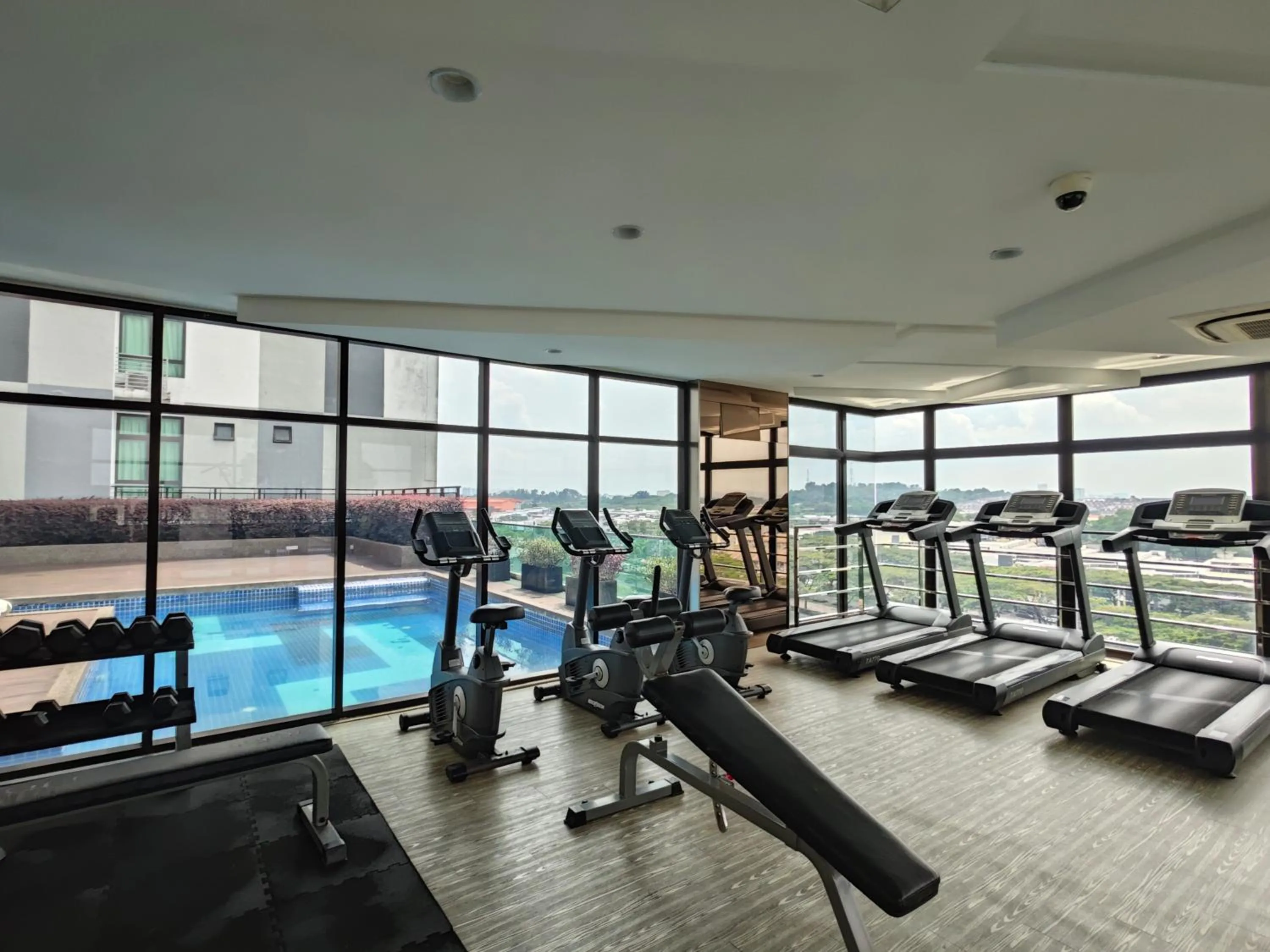 Fitness centre/facilities in Kempas Dsummit Residences by Antlerzone