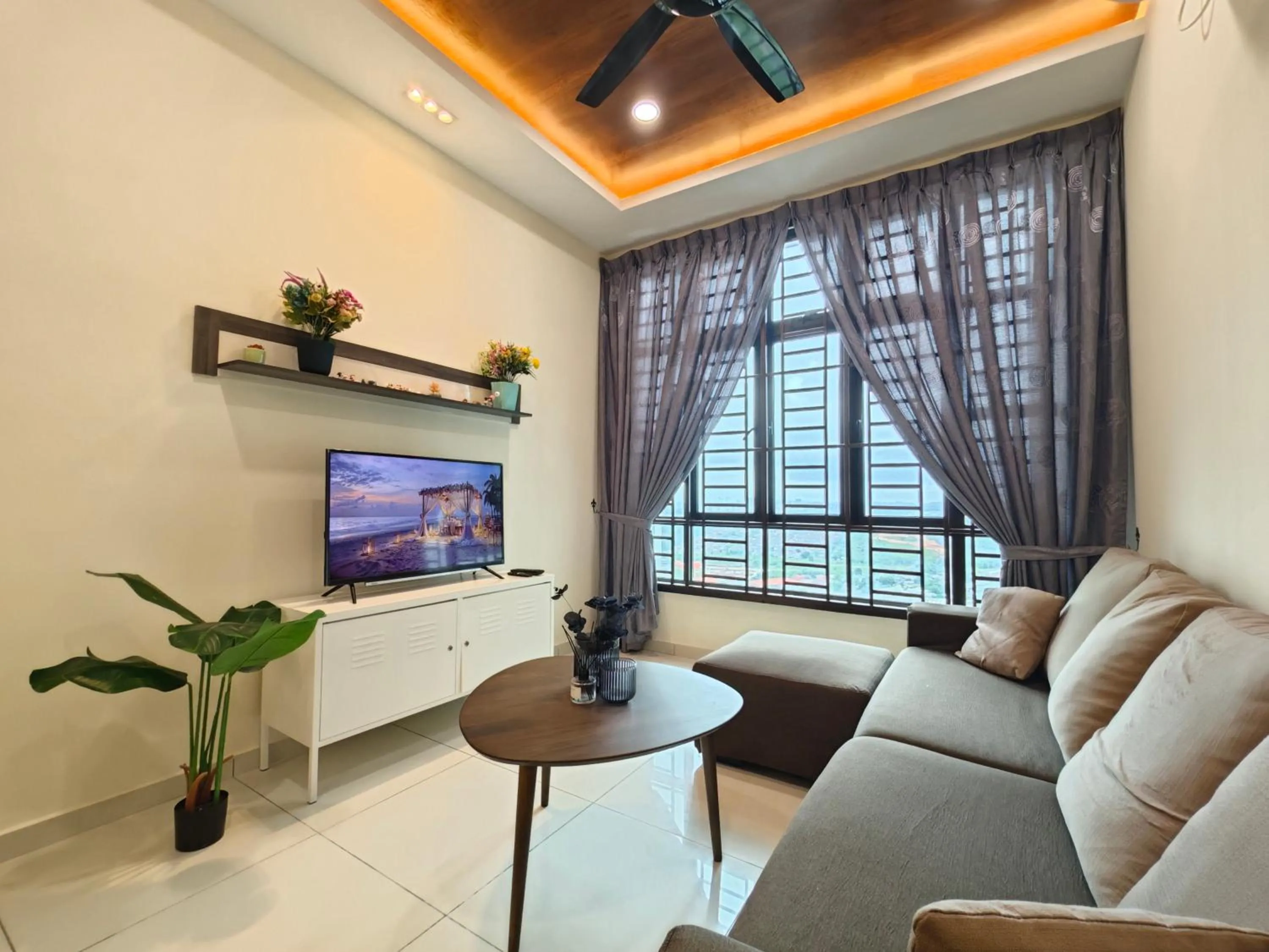 TV and multimedia in Kempas Dsummit Residences by Antlerzone
