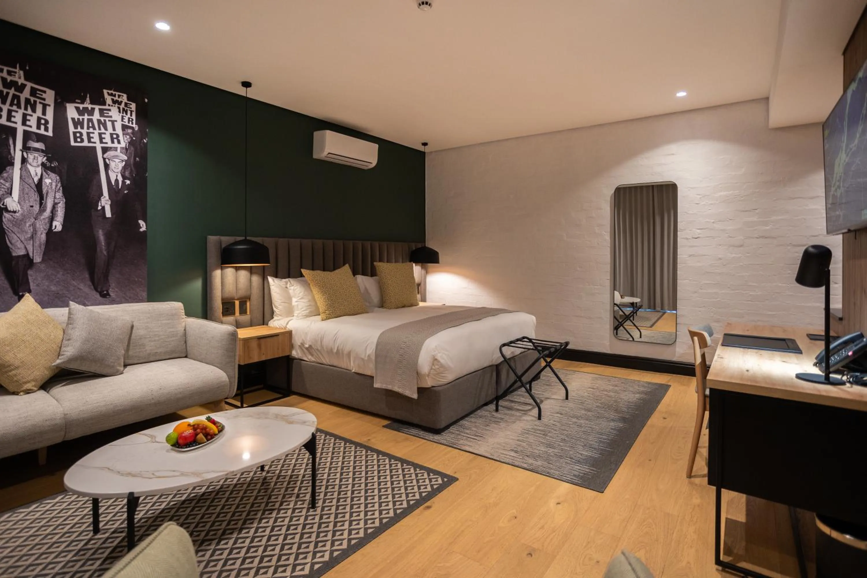 Bed in Franschhoek Hotel