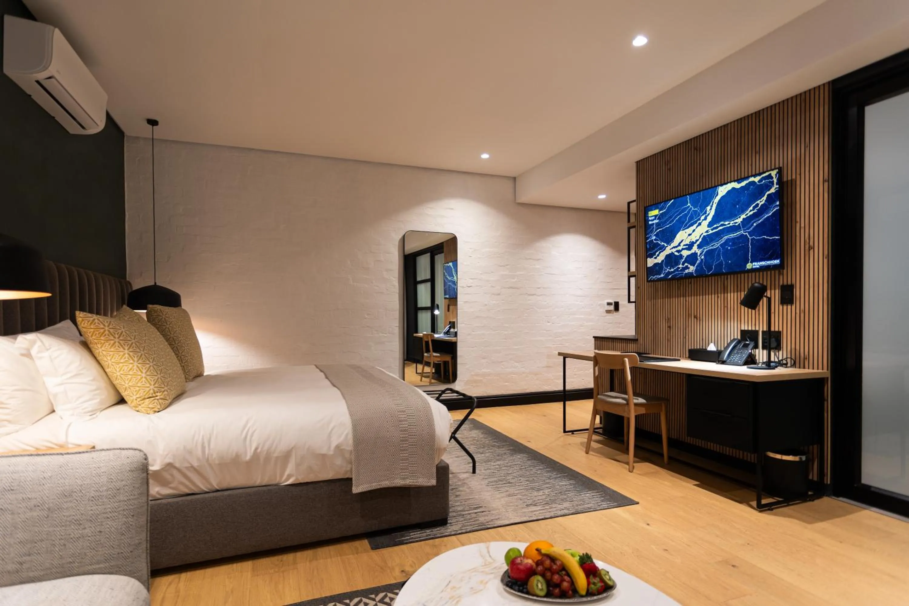 Bed in Franschhoek Hotel