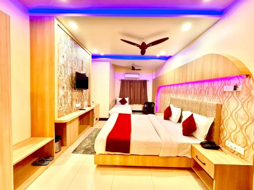 Bed in Hotel Shankara Residency
