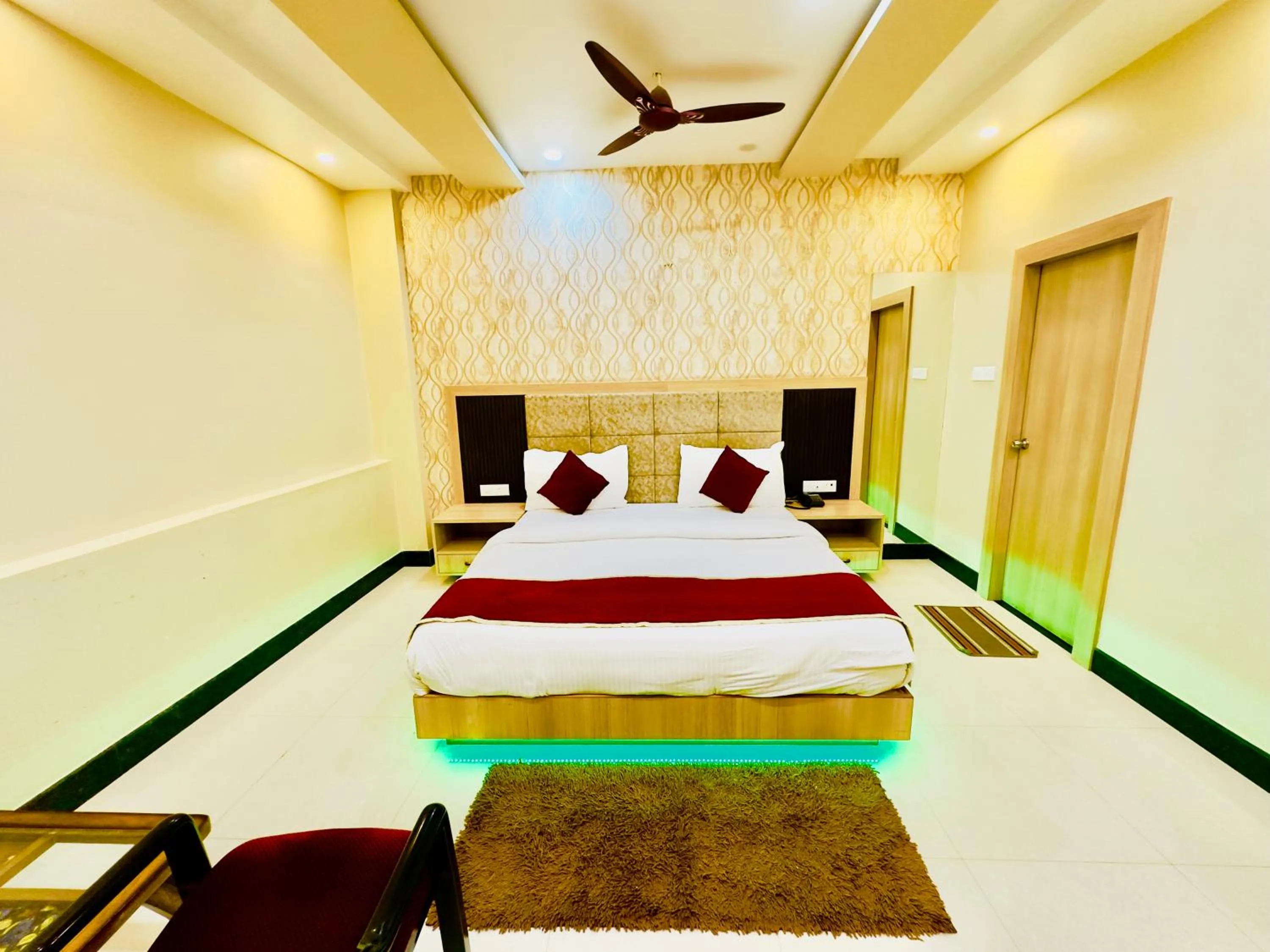 Bed in Hotel Shankara Residency