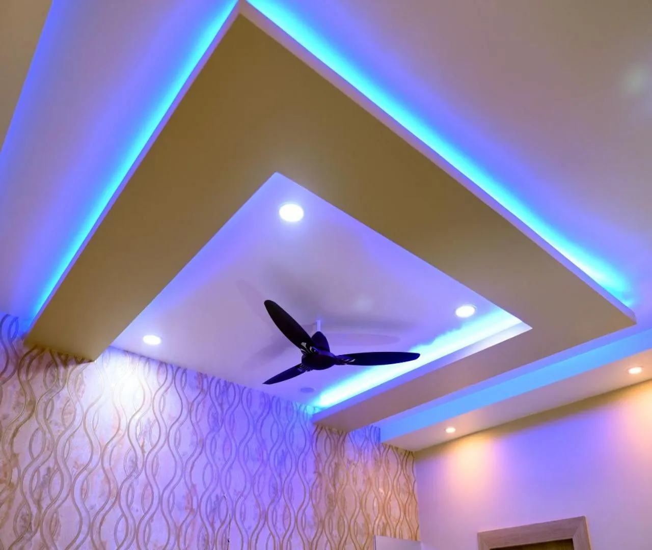 Property building in Hotel Shankara Residency