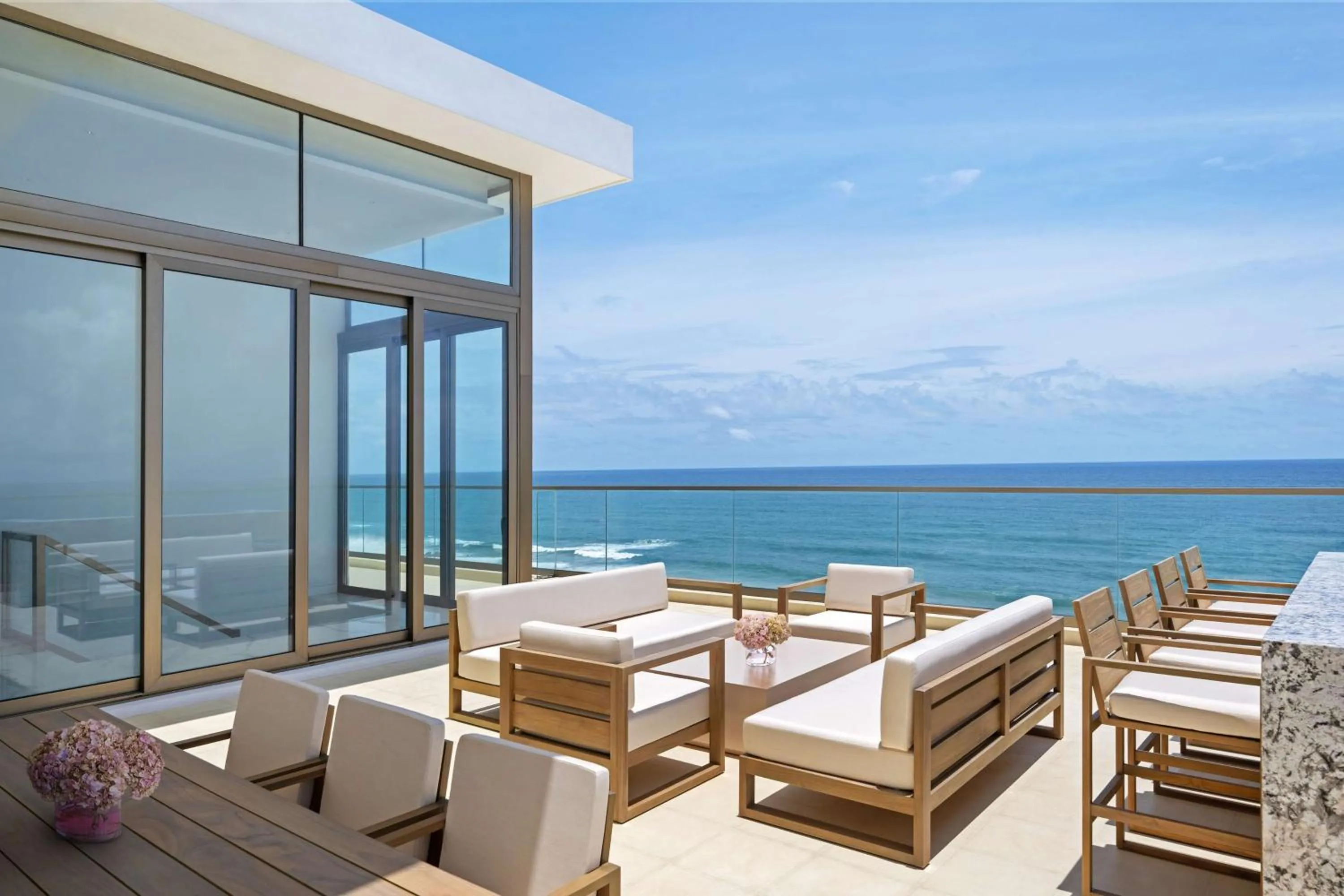 Photo of the whole room in Radisson Collection Resort Galle