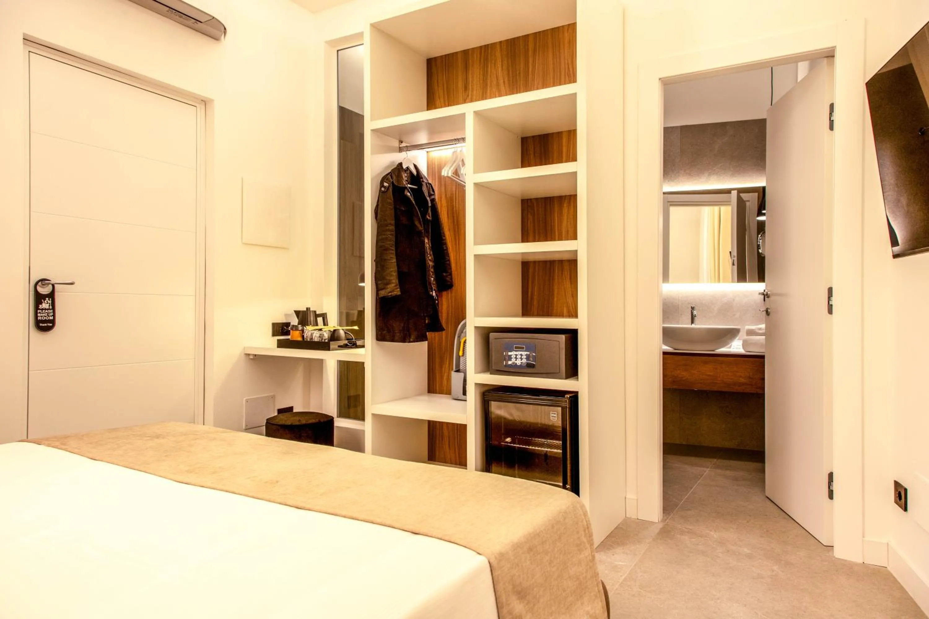 Bedroom, Bed in Mamalu - Corso Umberto 35