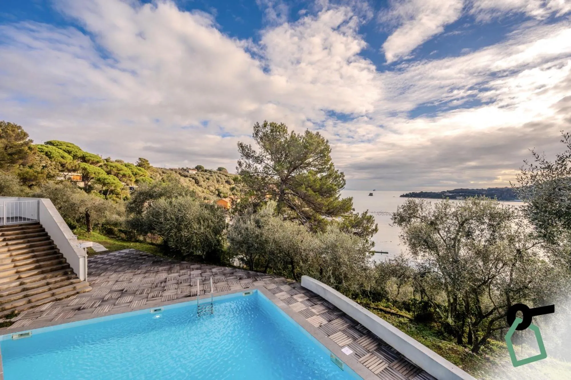 Pool view in HOTIDAY Room Collection - Porto Venere