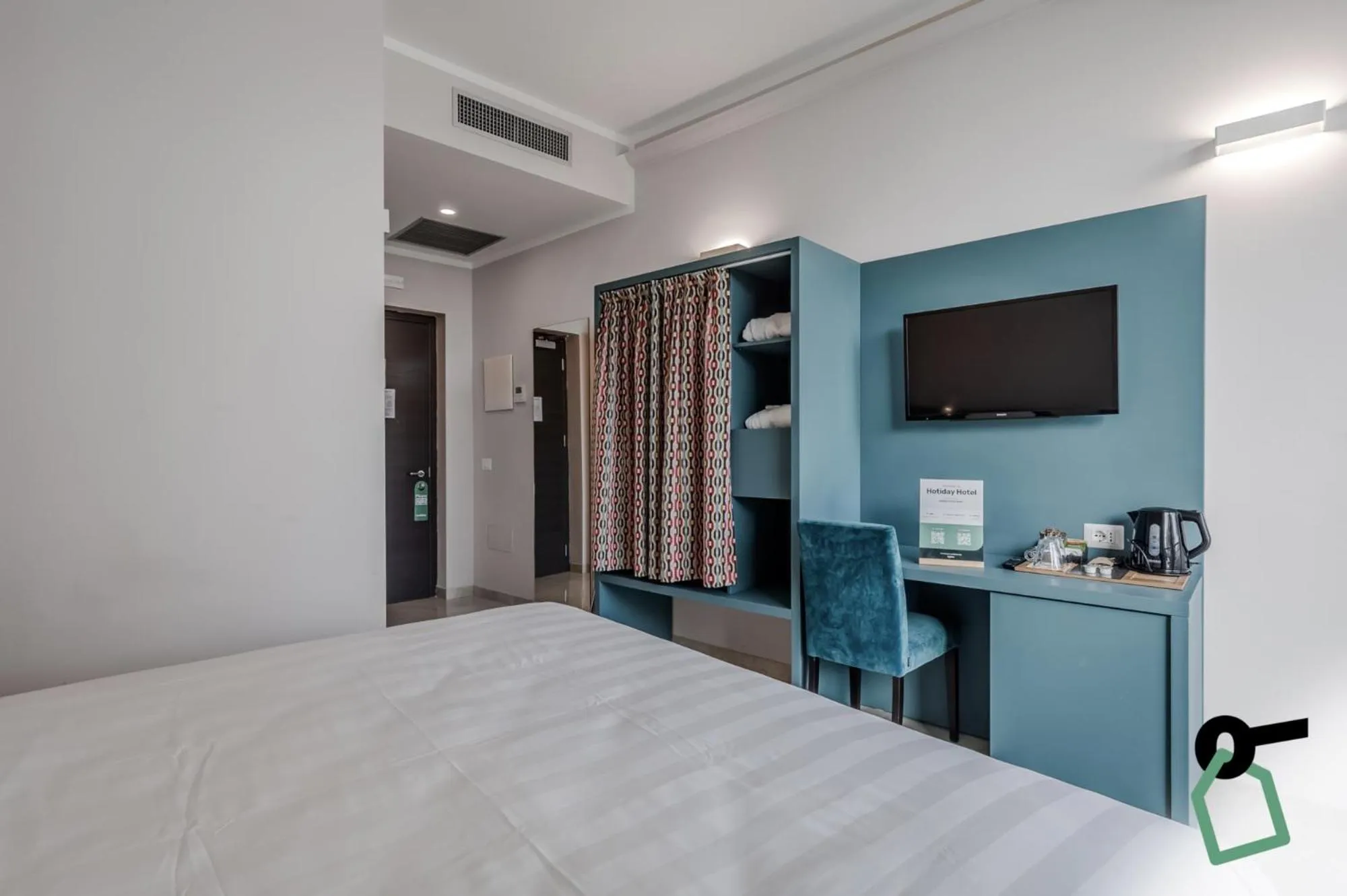 Bedroom, Bed in HOTIDAY Room Collection - Porto Venere