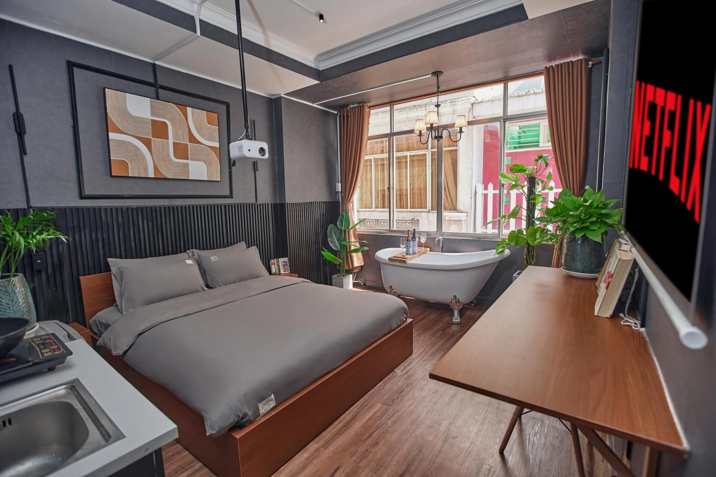 Bed in MG Rosé Boutique Hotel