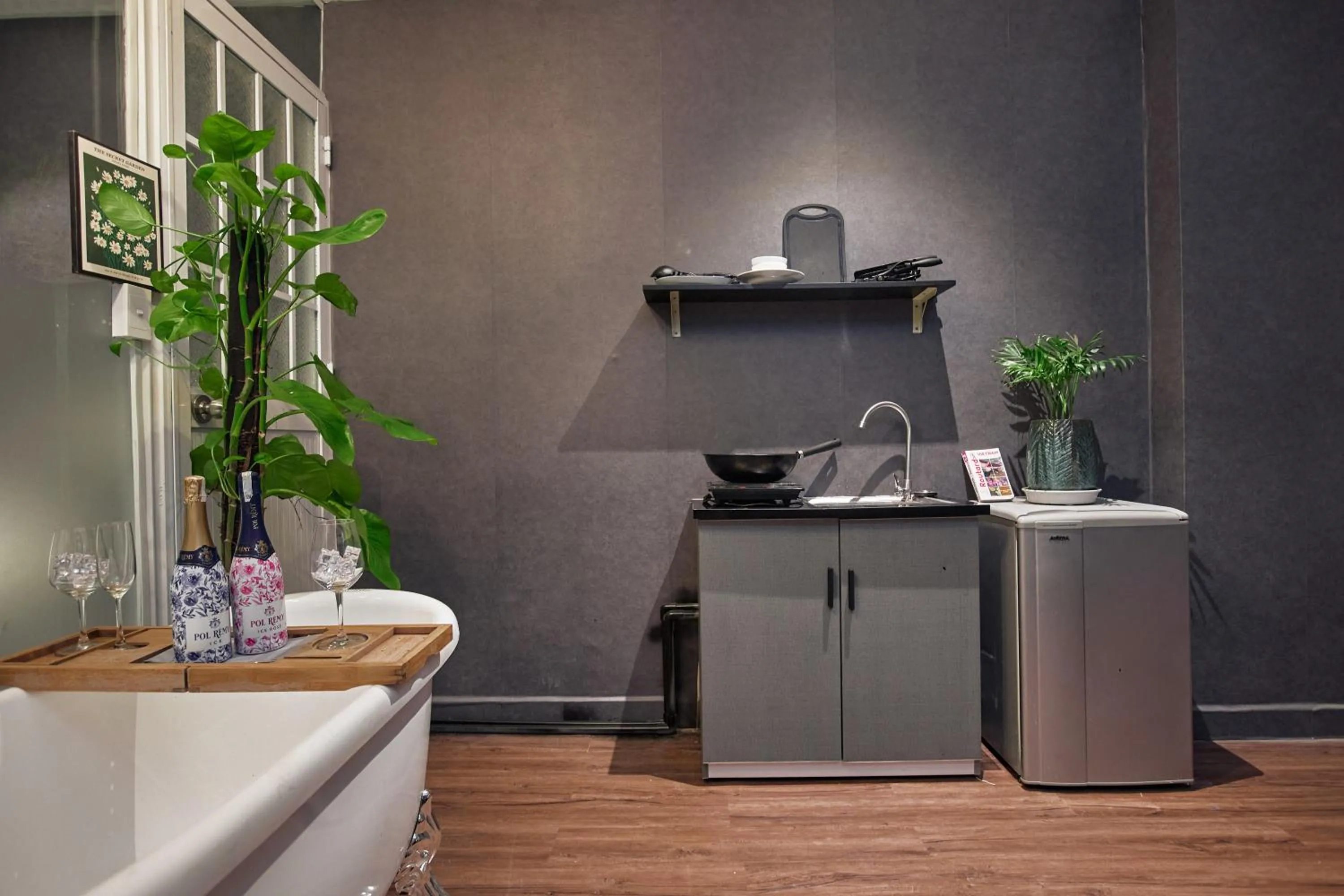 Kitchen or kitchenette in MG Rosé Boutique Hotel