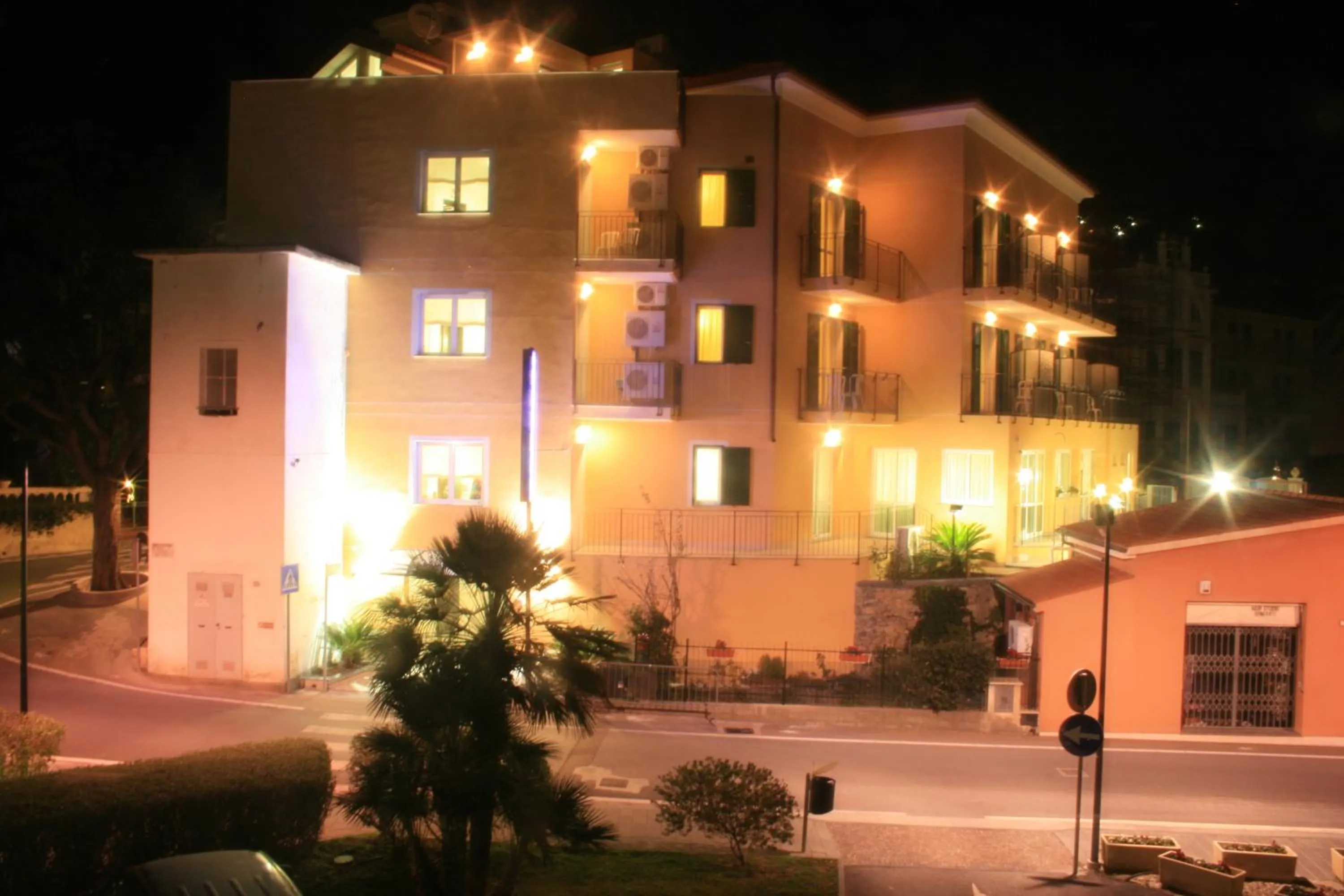 Facade/entrance in Albergo Villa Ada