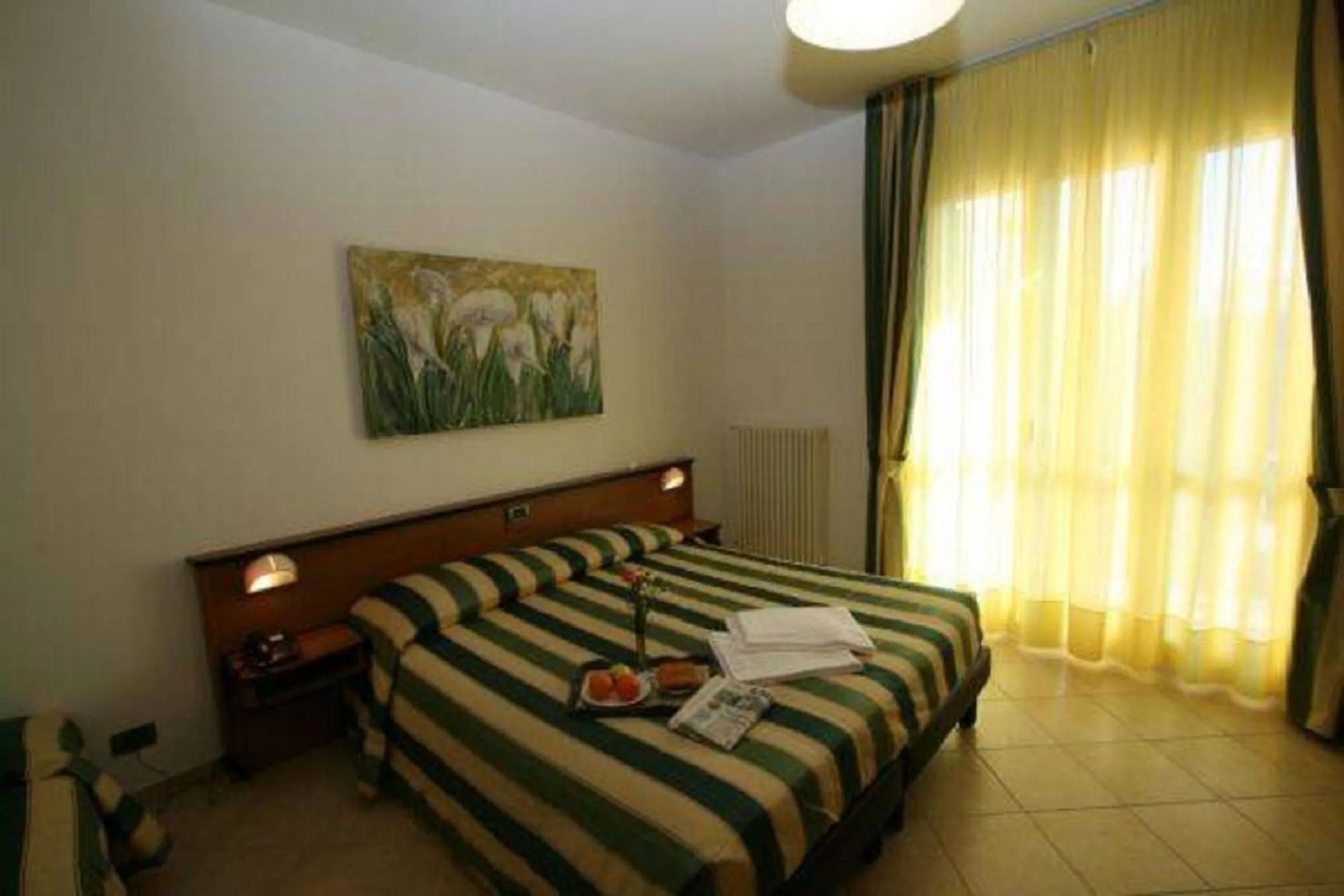 Bed in Albergo Villa Ada