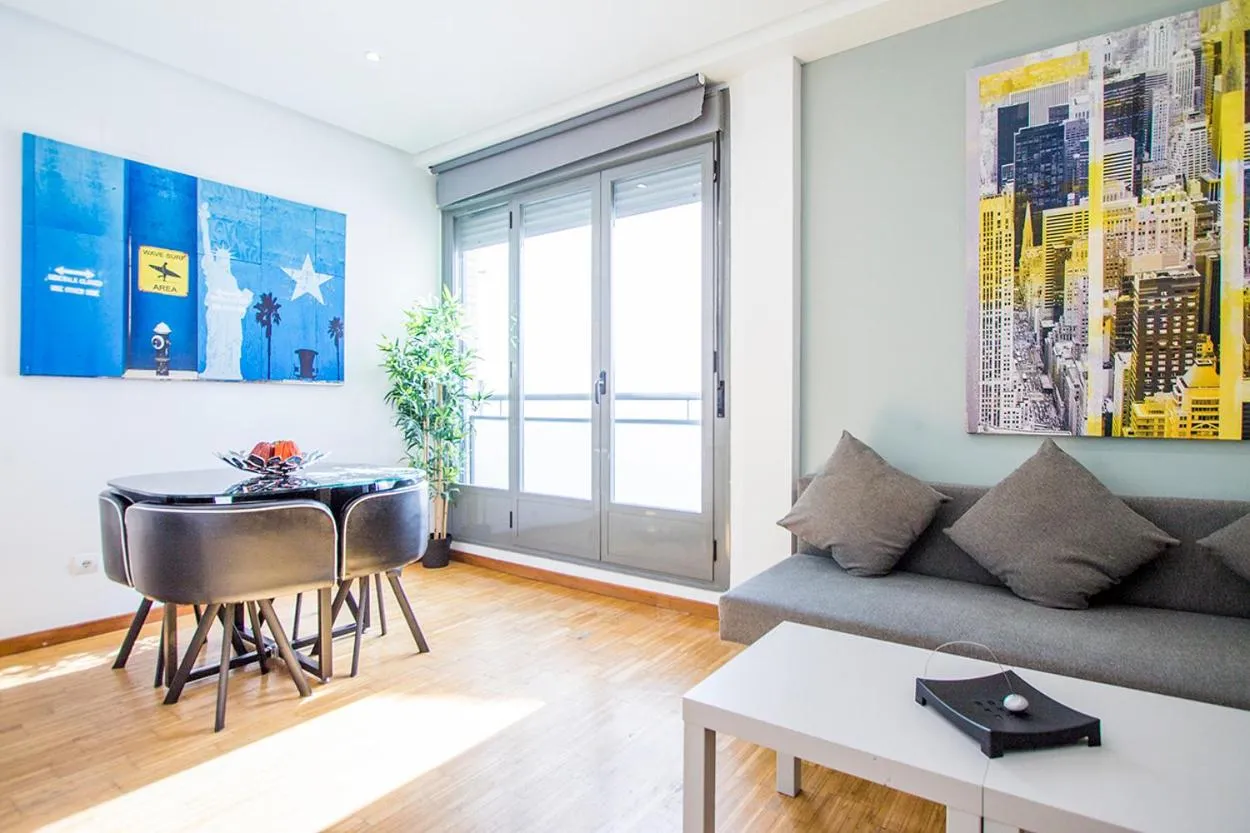 Apartamentos Conde Duque Decó