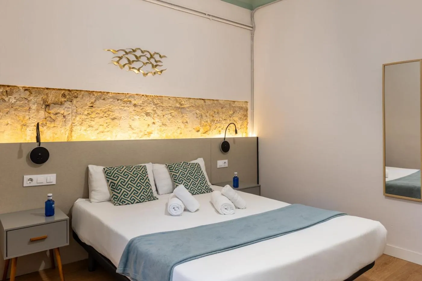 Bed in Regina Selfcheck-in Smart Rooms