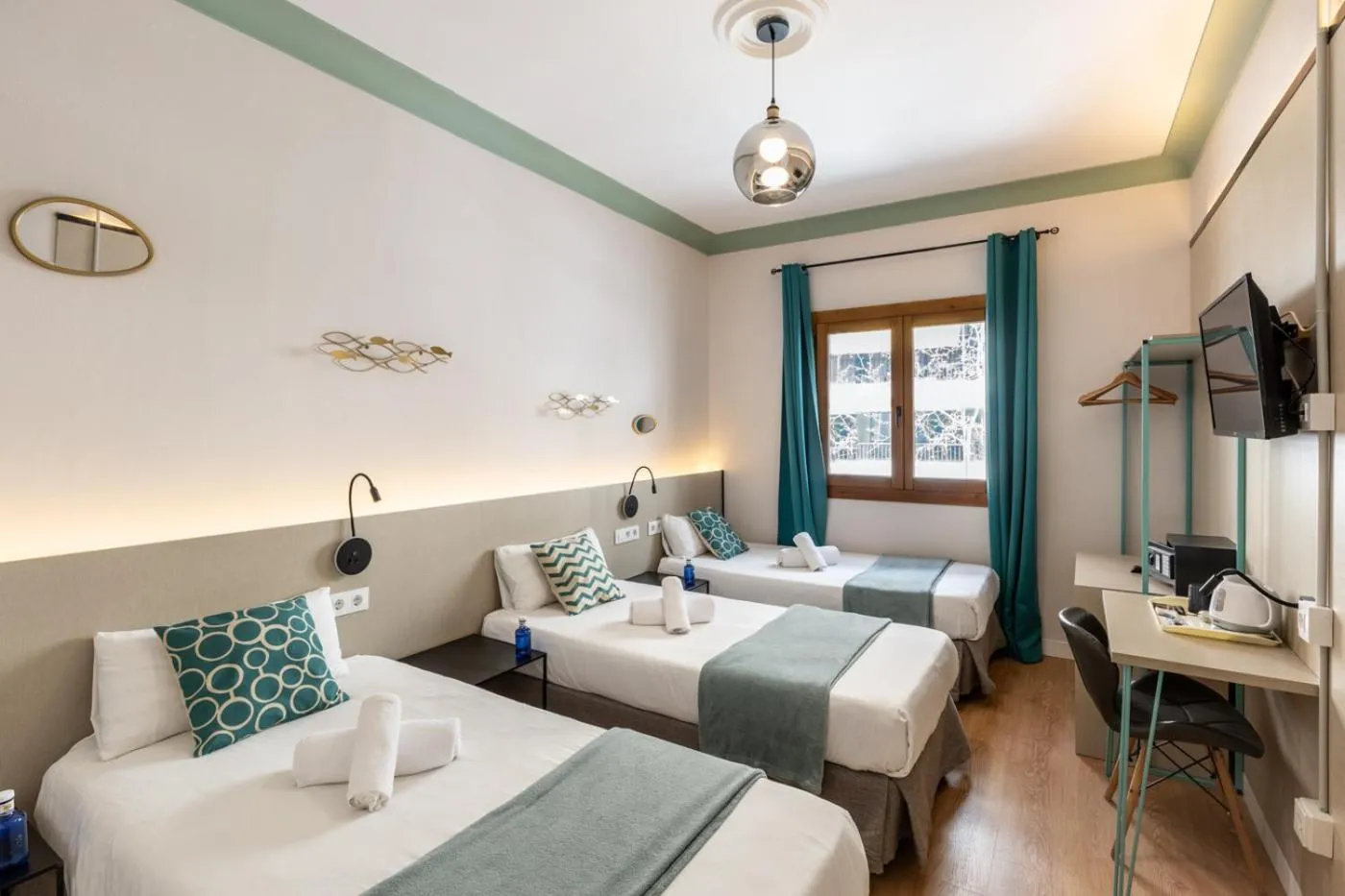 Bed in Regina Selfcheck-in Smart Rooms