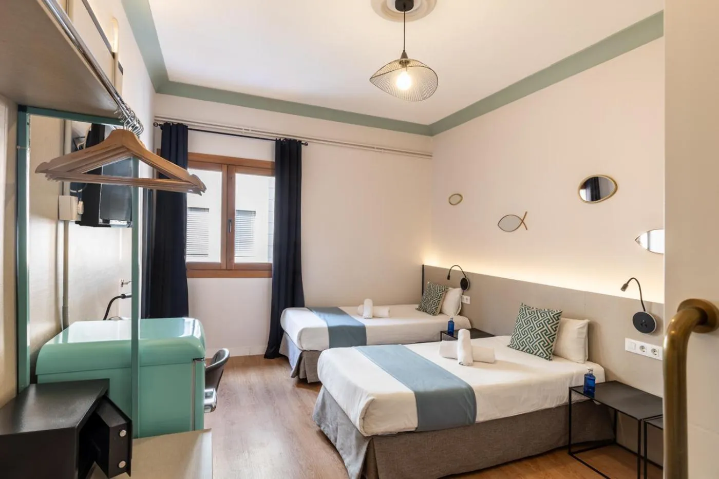 Bed in Regina Selfcheck-in Smart Rooms