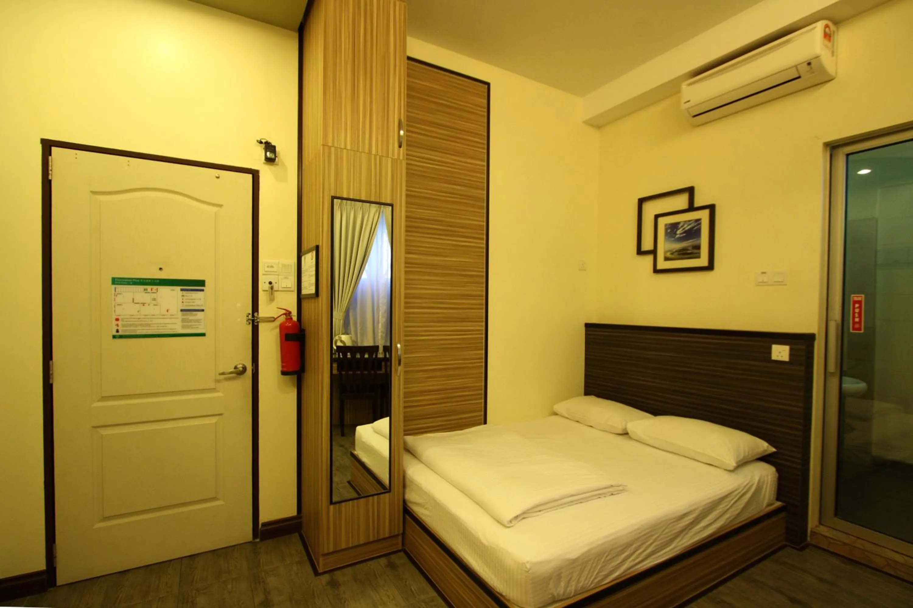 Other, Bed in Shamrock Guest House II