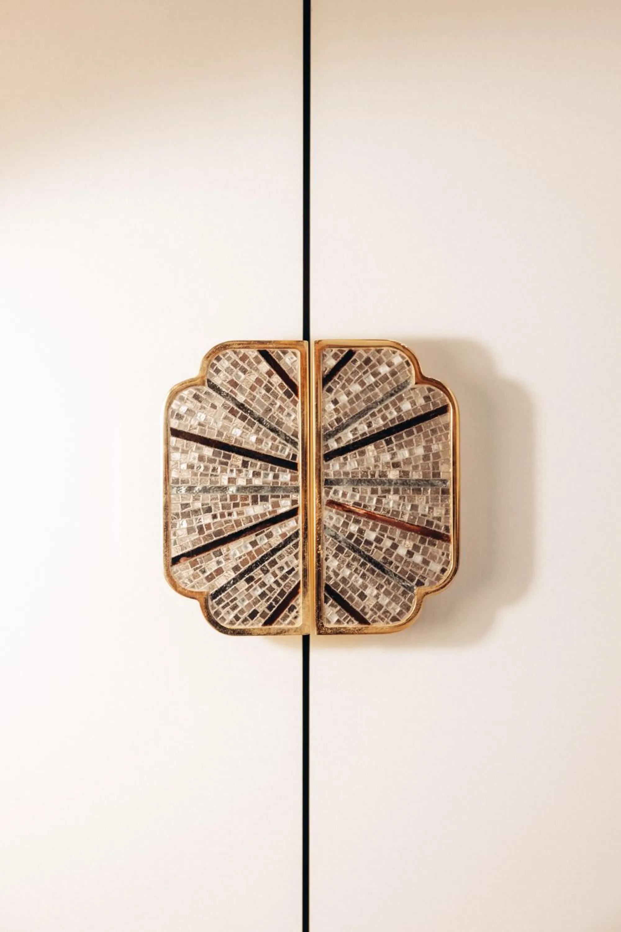 Decorative detail in Maison Barrière Vendôme