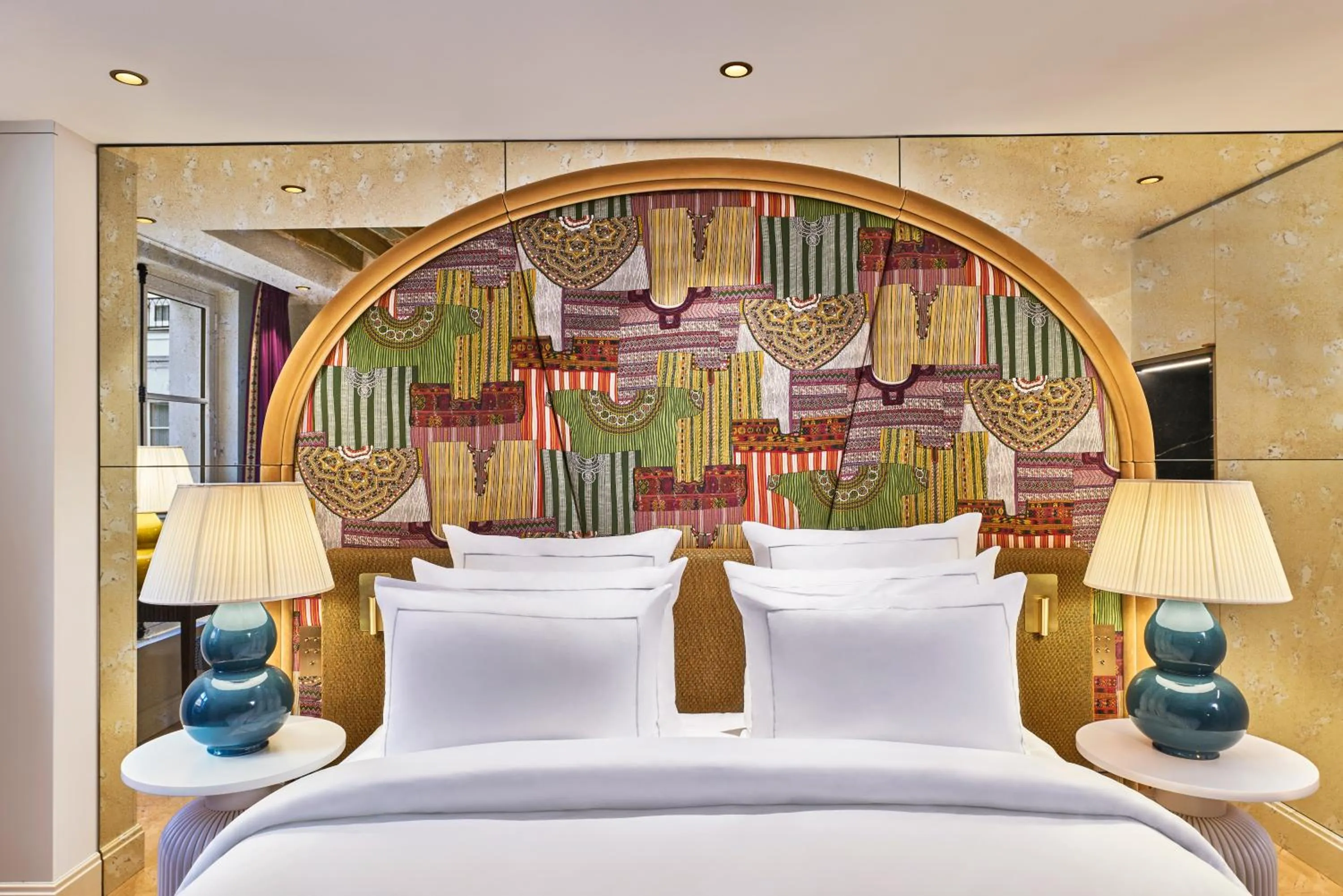 Photo of the whole room, Bed in Maison Barrière Vendôme