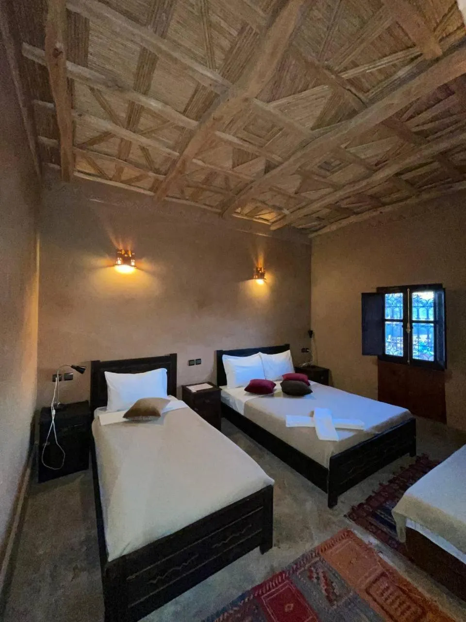 Photo of the whole room, Bed in Kasbah Ennakb