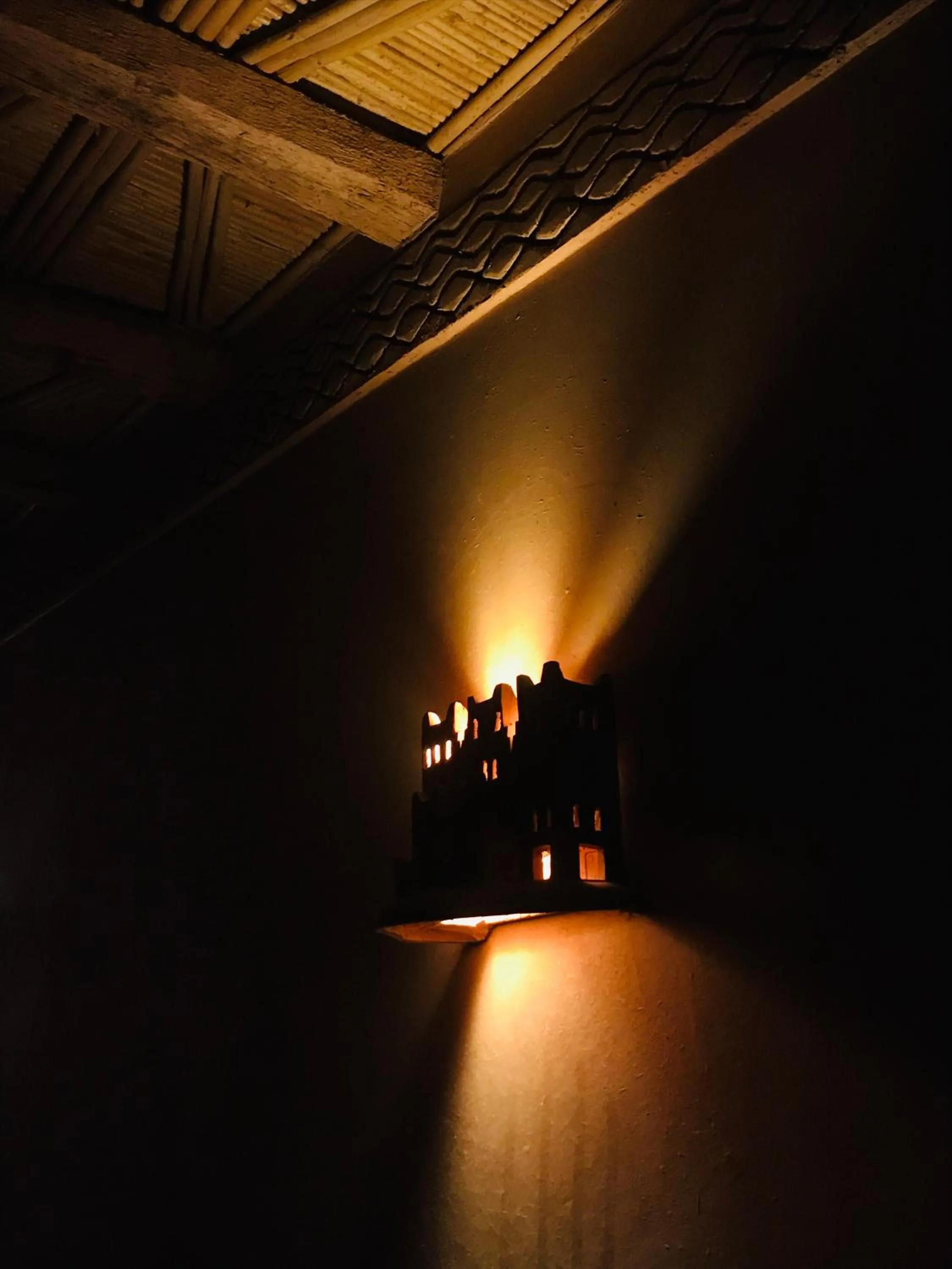 Decorative detail in Kasbah Ennakb