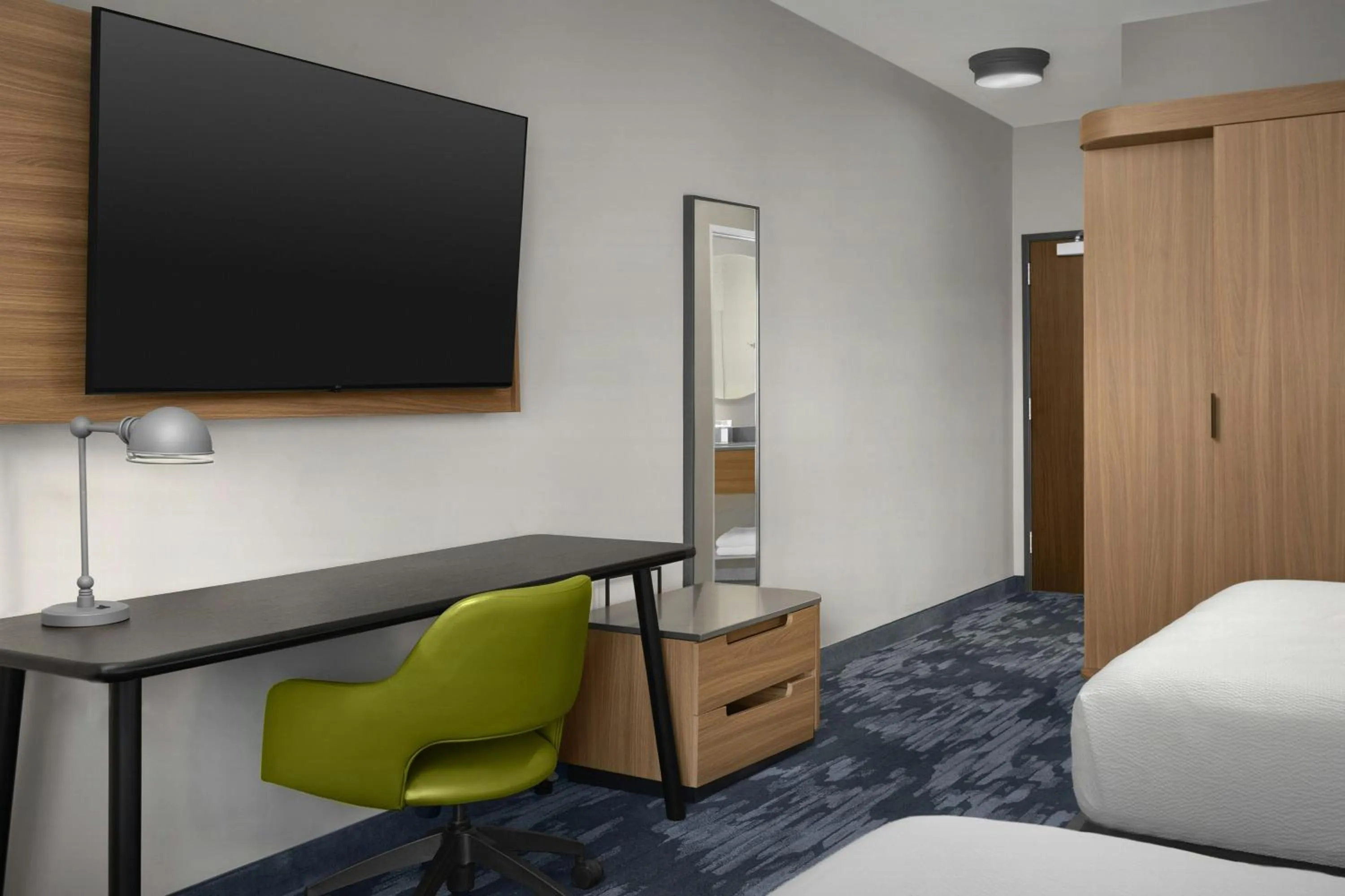 Photo of the whole room, Bed in Fairfield by Marriott Inn & Suites Sikeston