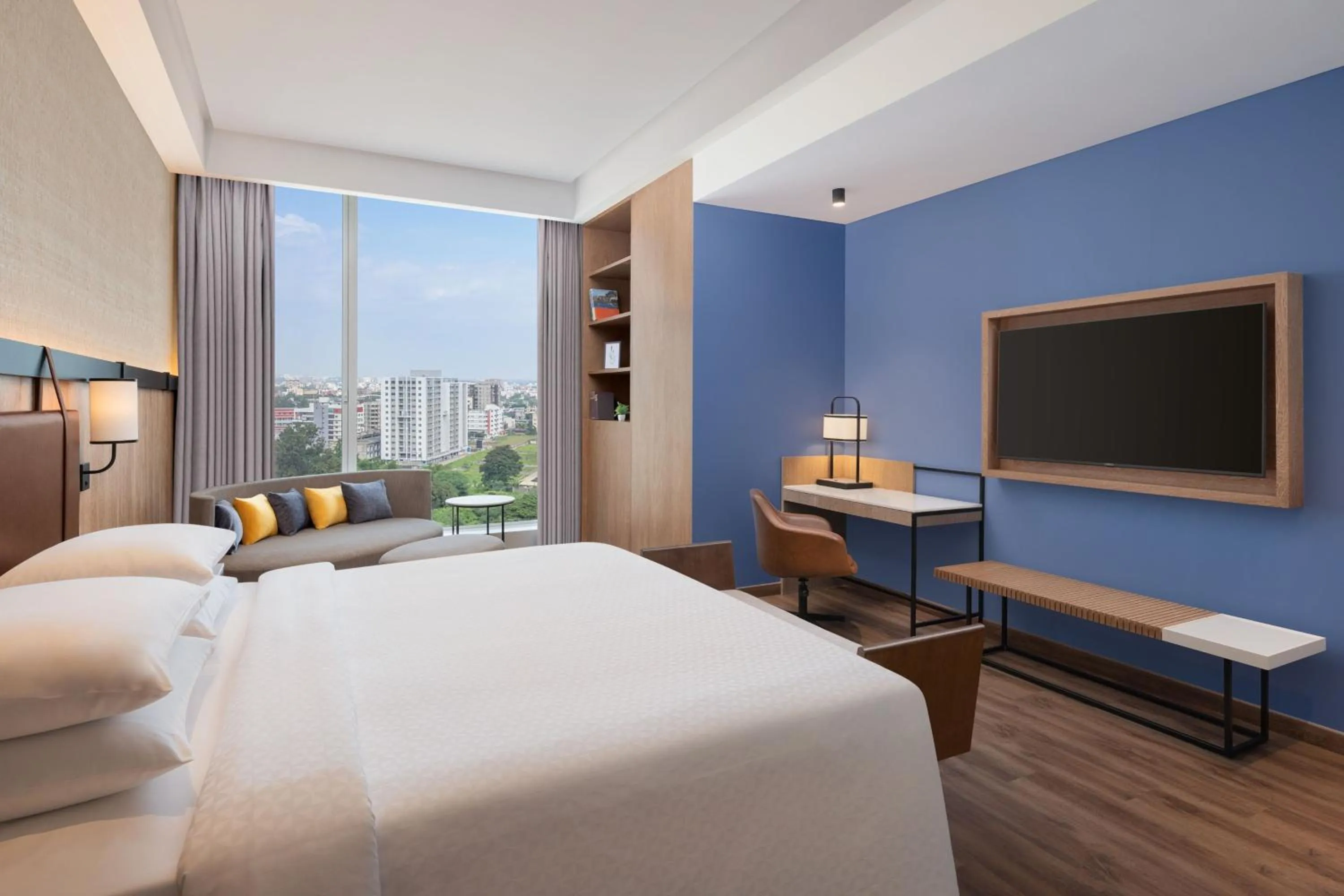Bedroom, Bed in Four Points by Sheraton Nashik