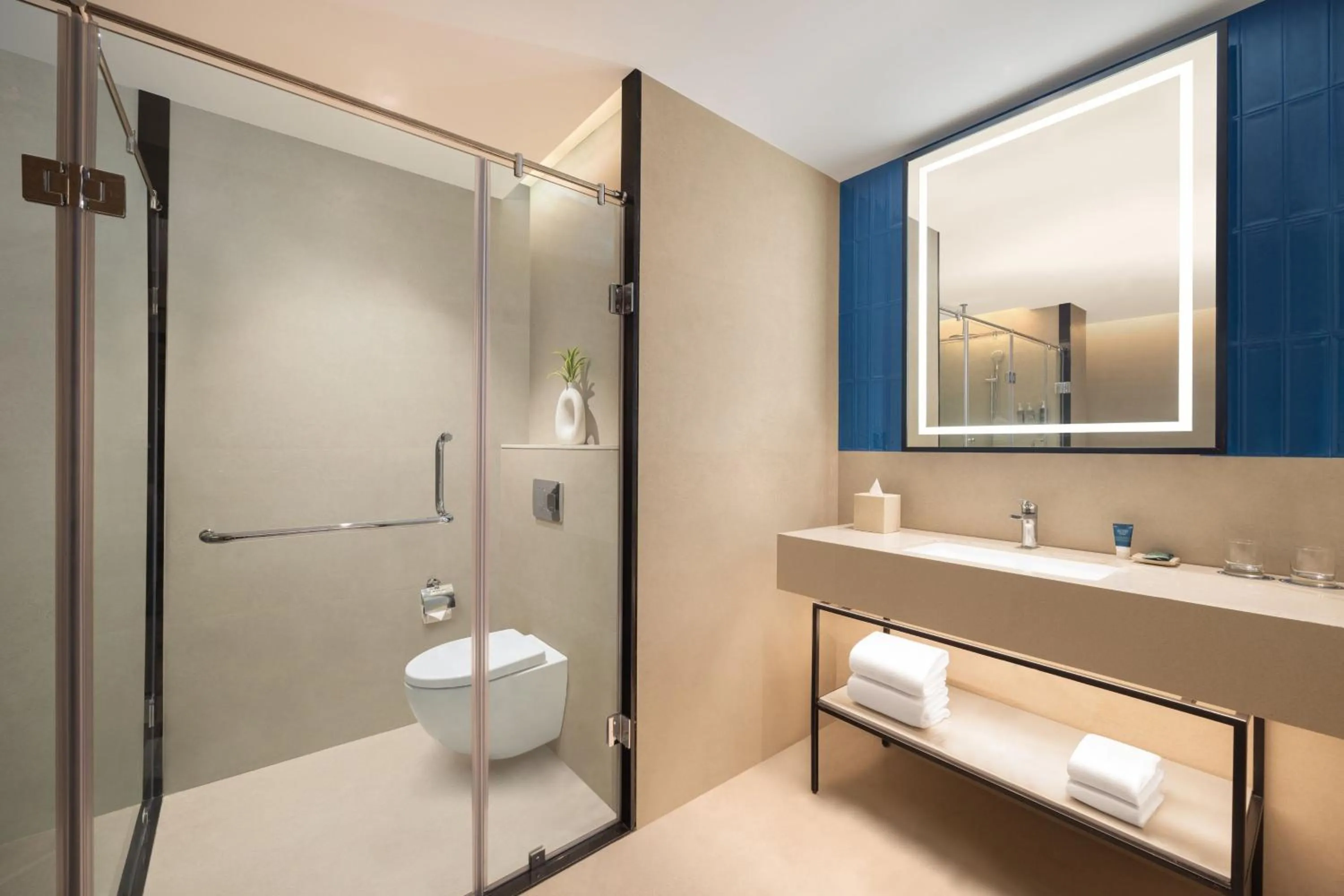 Photo of the whole room in Four Points by Sheraton Nashik