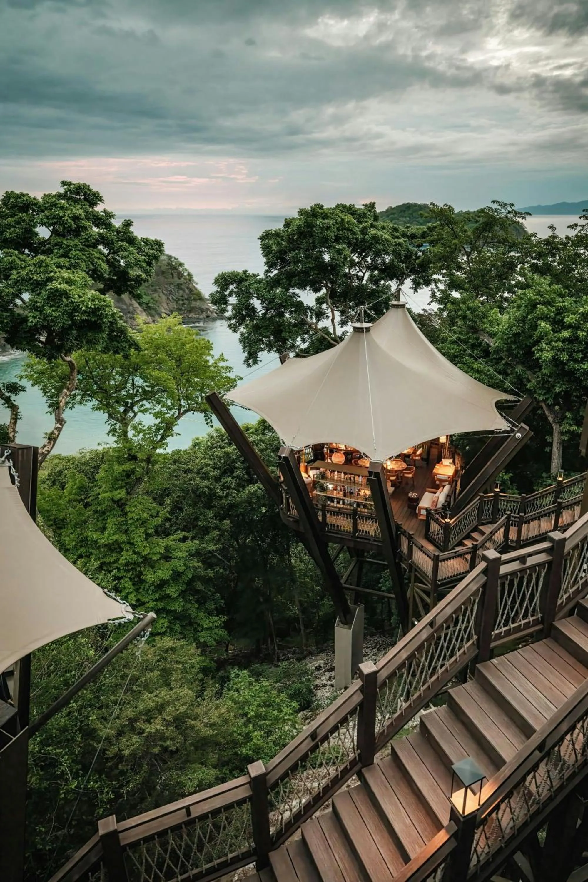 Lounge or bar in Nekajui Peninsula Papagayo, a Ritz-Carlton Reserve