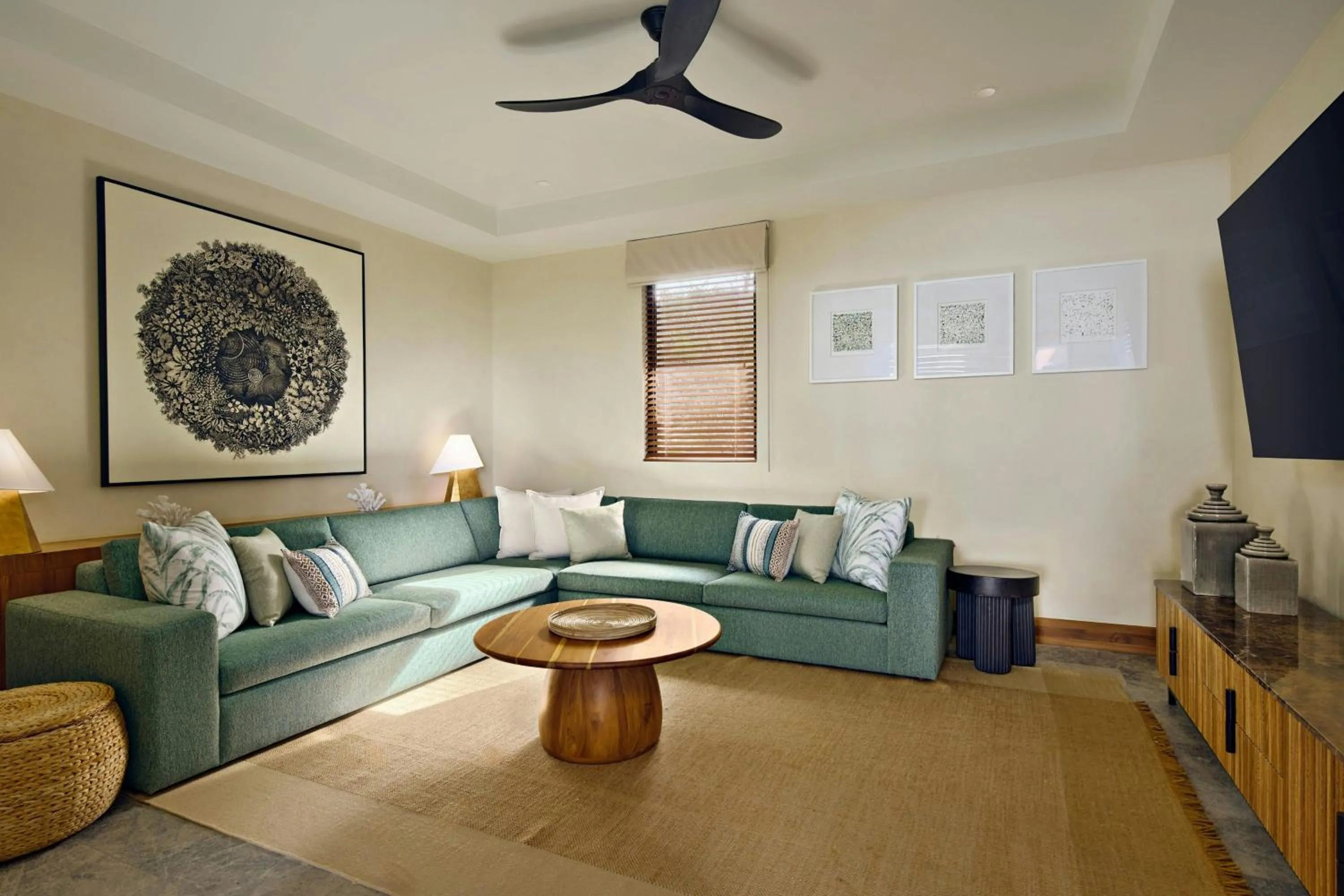 Lounge or bar in Nekajui Peninsula Papagayo, a Ritz-Carlton Reserve