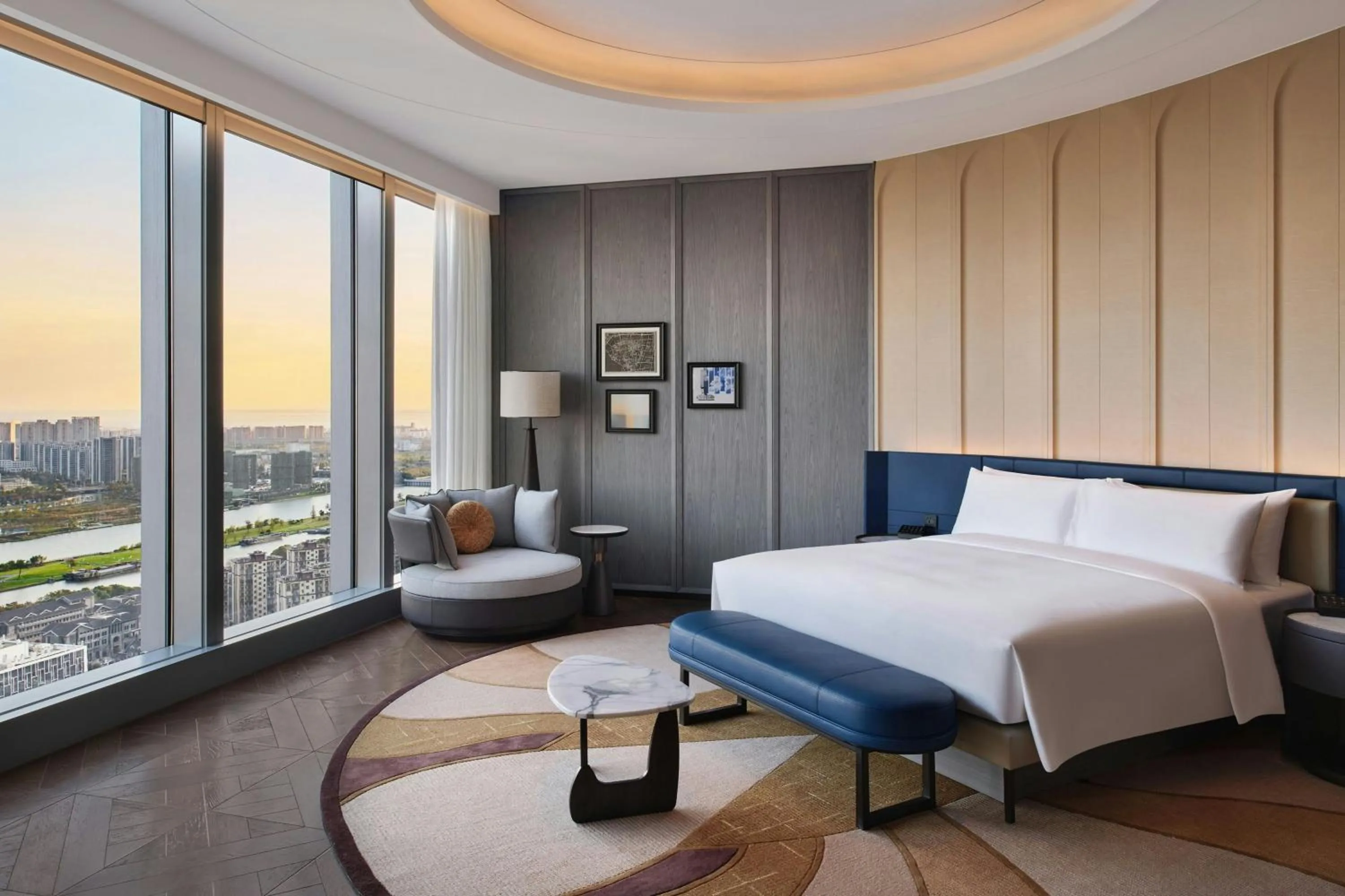 Bedroom, Bed in Le Meridien Nantong