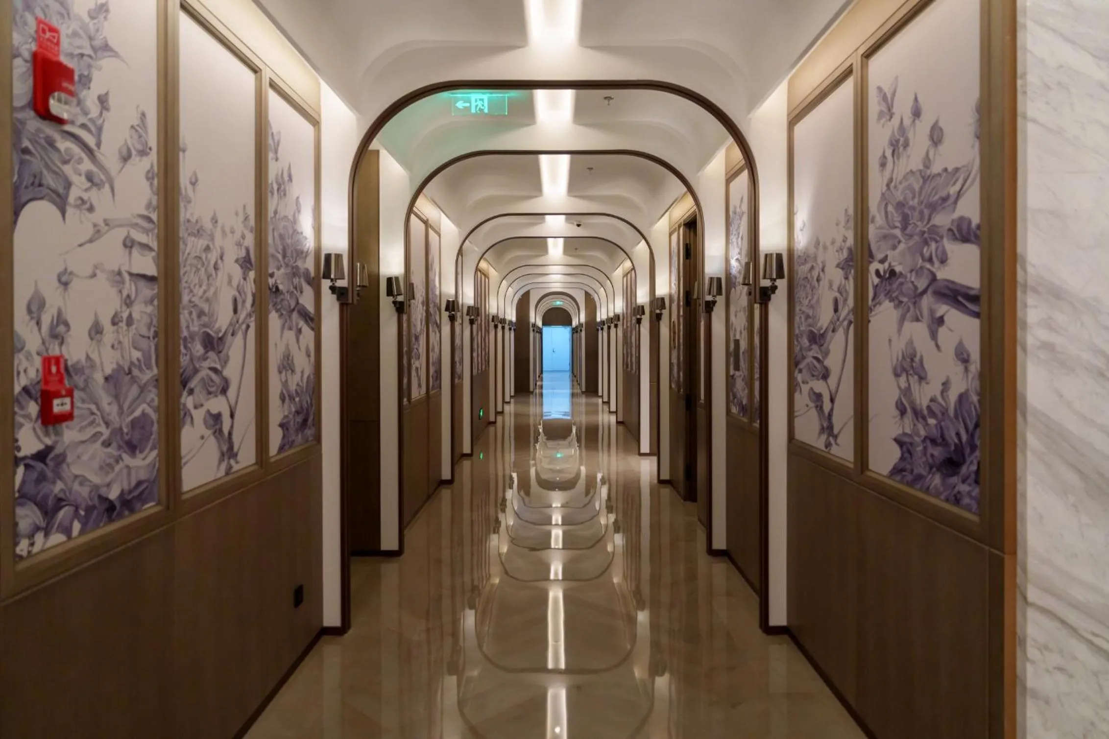 Restaurant/places to eat in Le Meridien Nantong