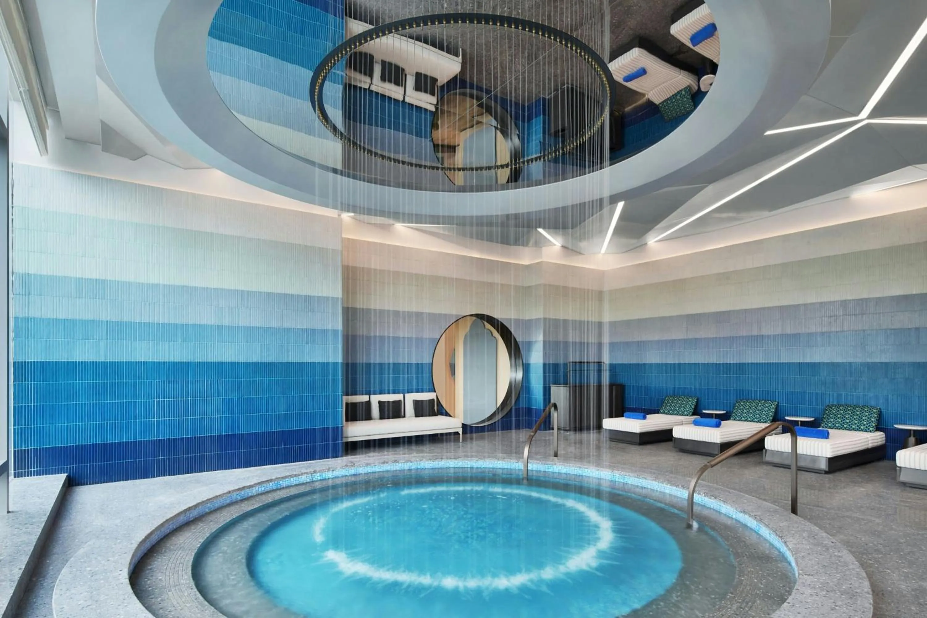 Fitness centre/facilities in Le Meridien Nantong