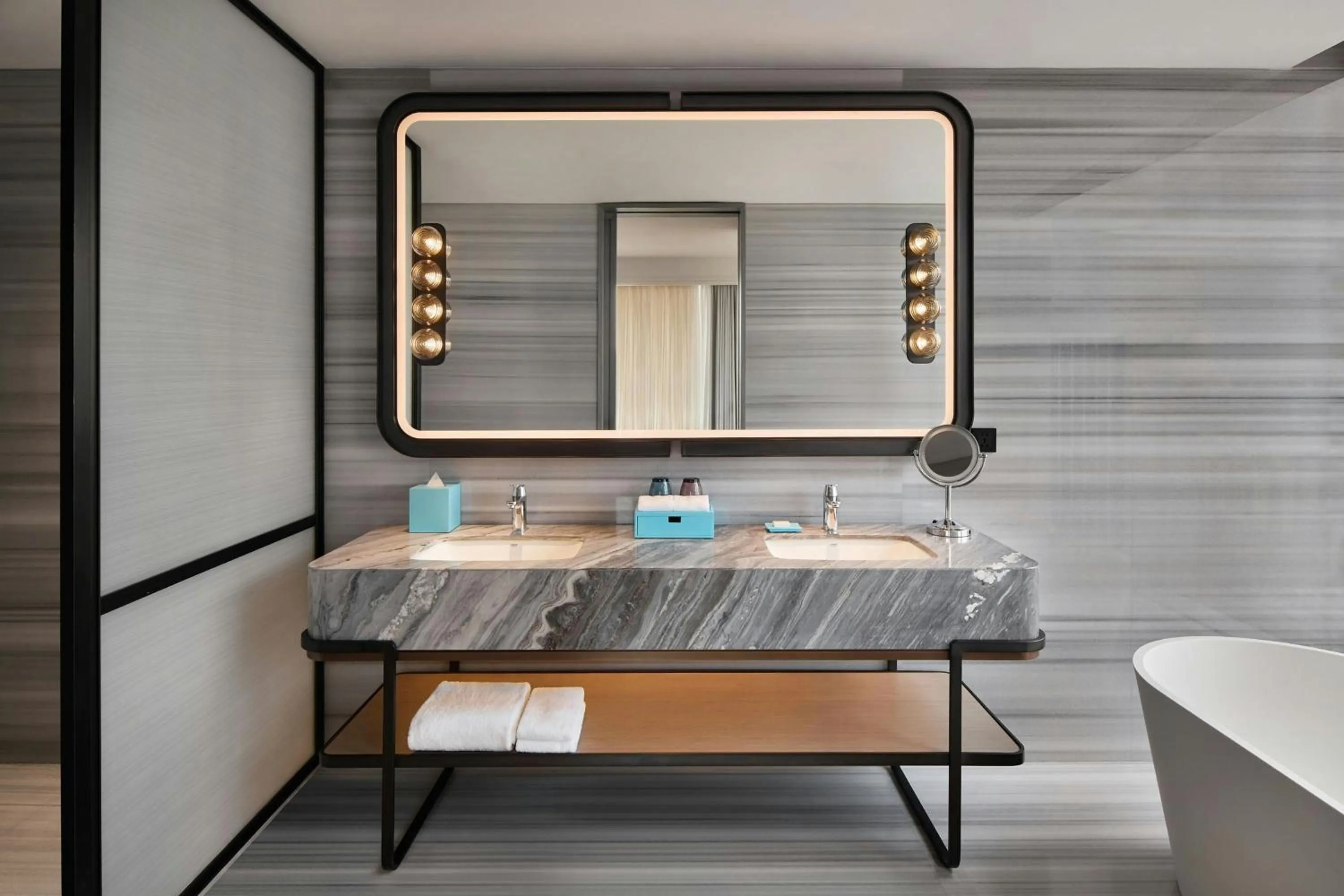 Bathroom in Le Meridien Nantong