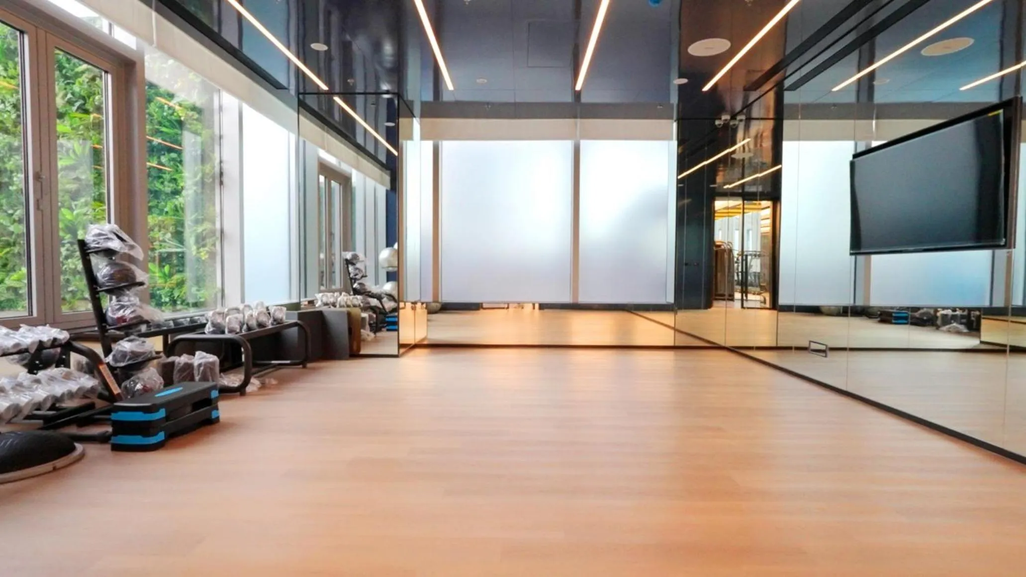 Fitness centre/facilities in Le Meridien Nantong