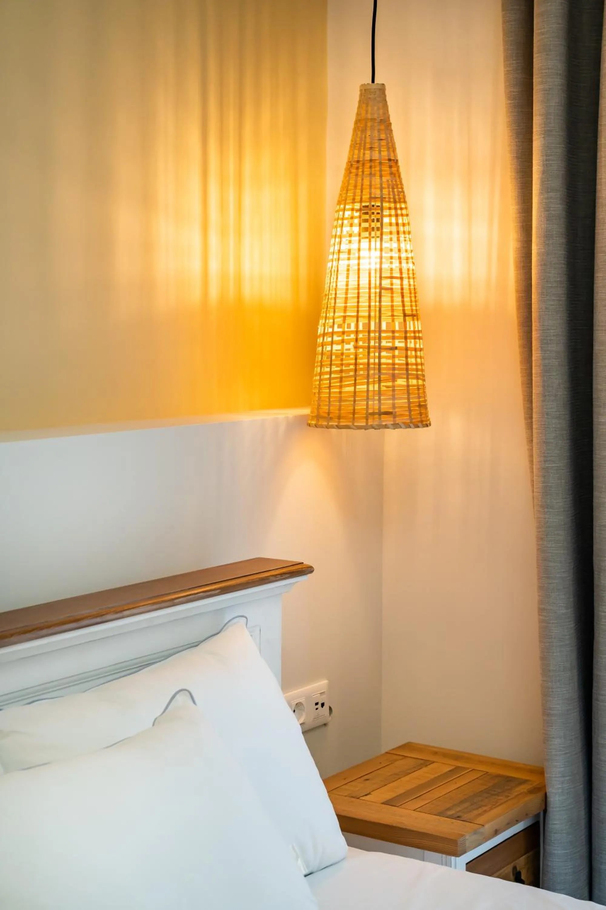 Decorative detail, Bed in Onyro Villas