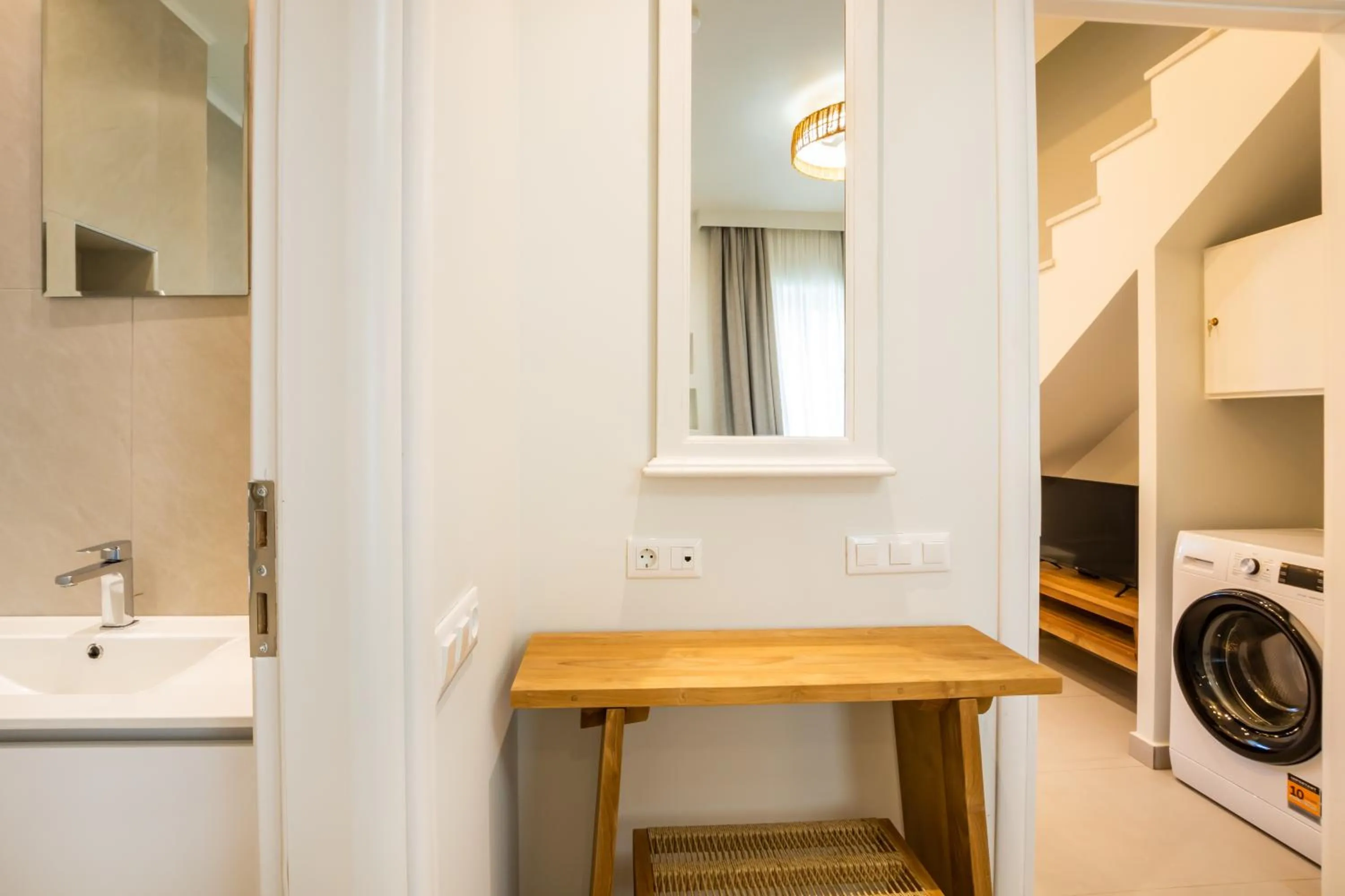 Bath in Onyro Villas