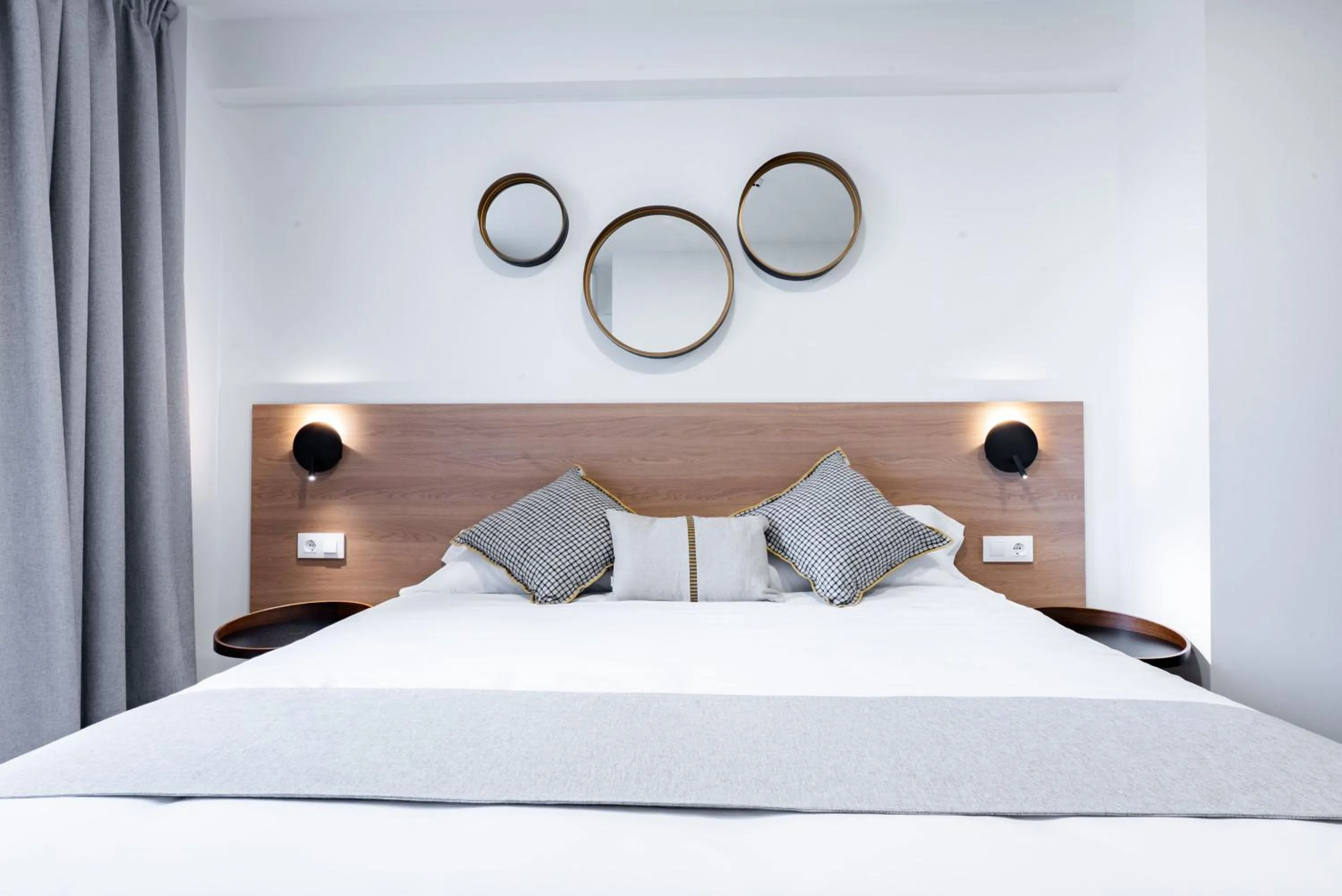 Bed in Smartr Valencia Turia