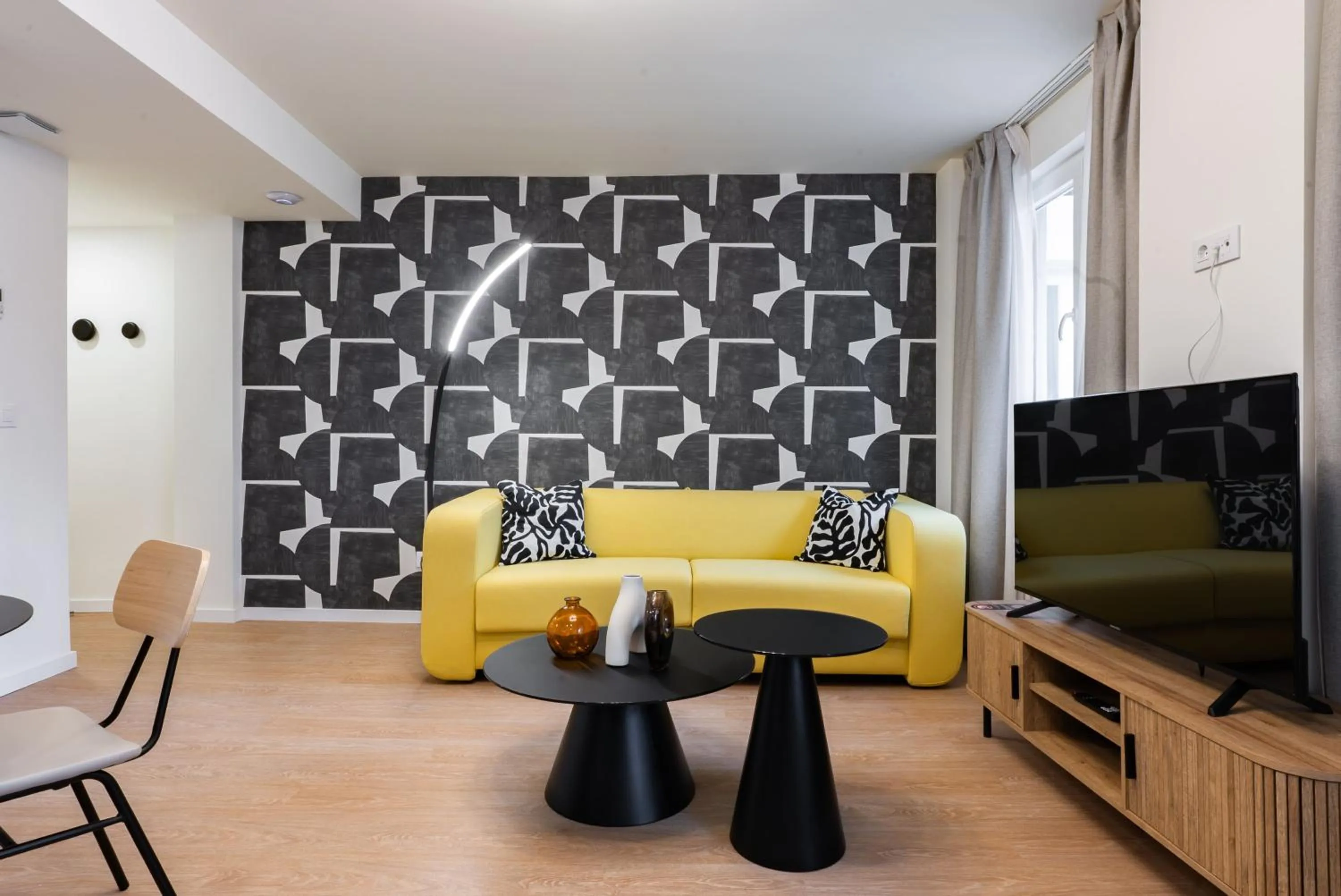 TV and multimedia in Smartr Valencia Turia