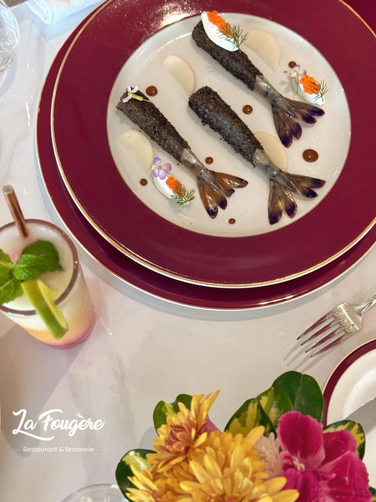 Restaurant/places to eat in Hôtel Colbert Palace