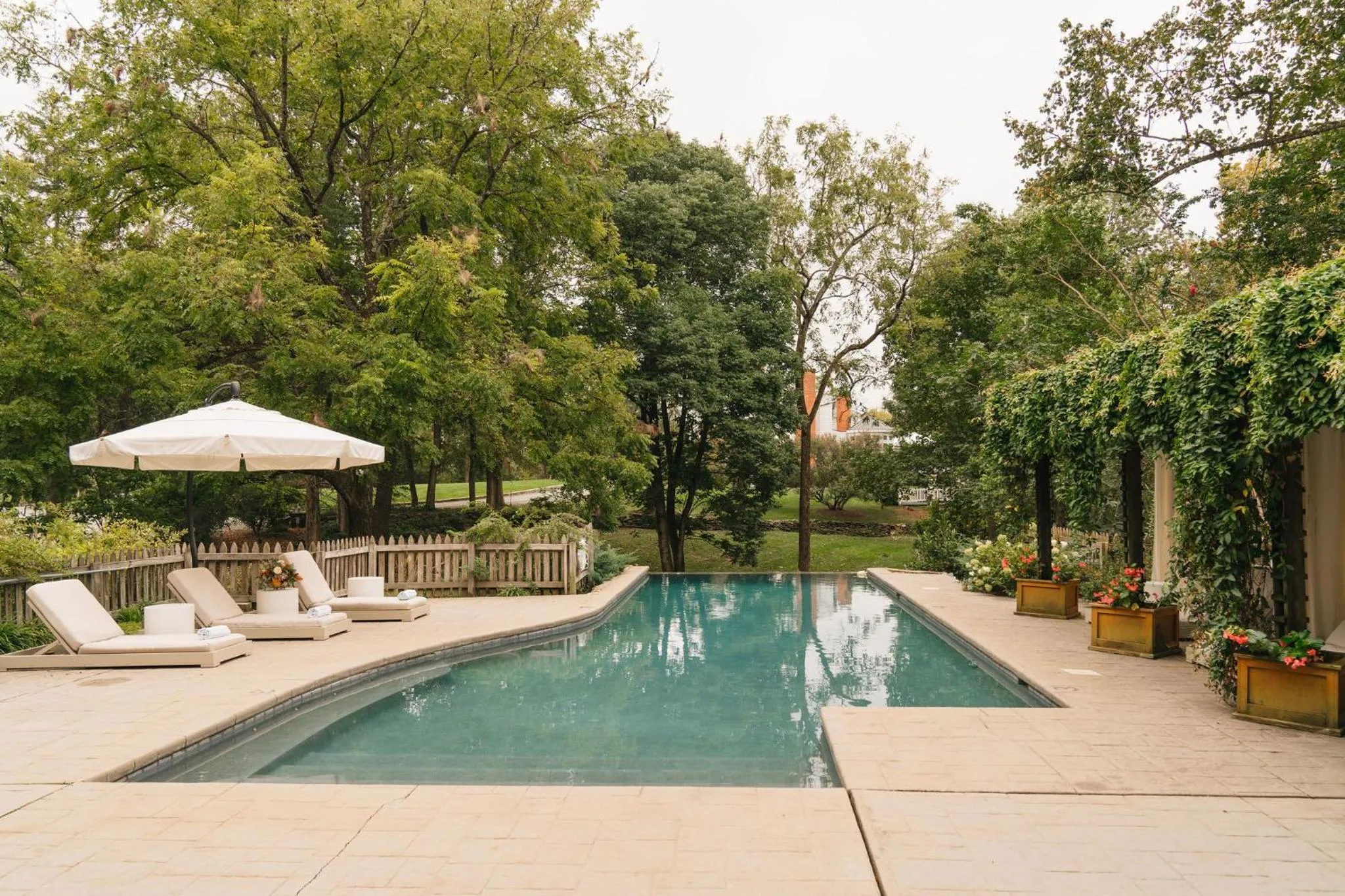 Swimming pool in The Clifton