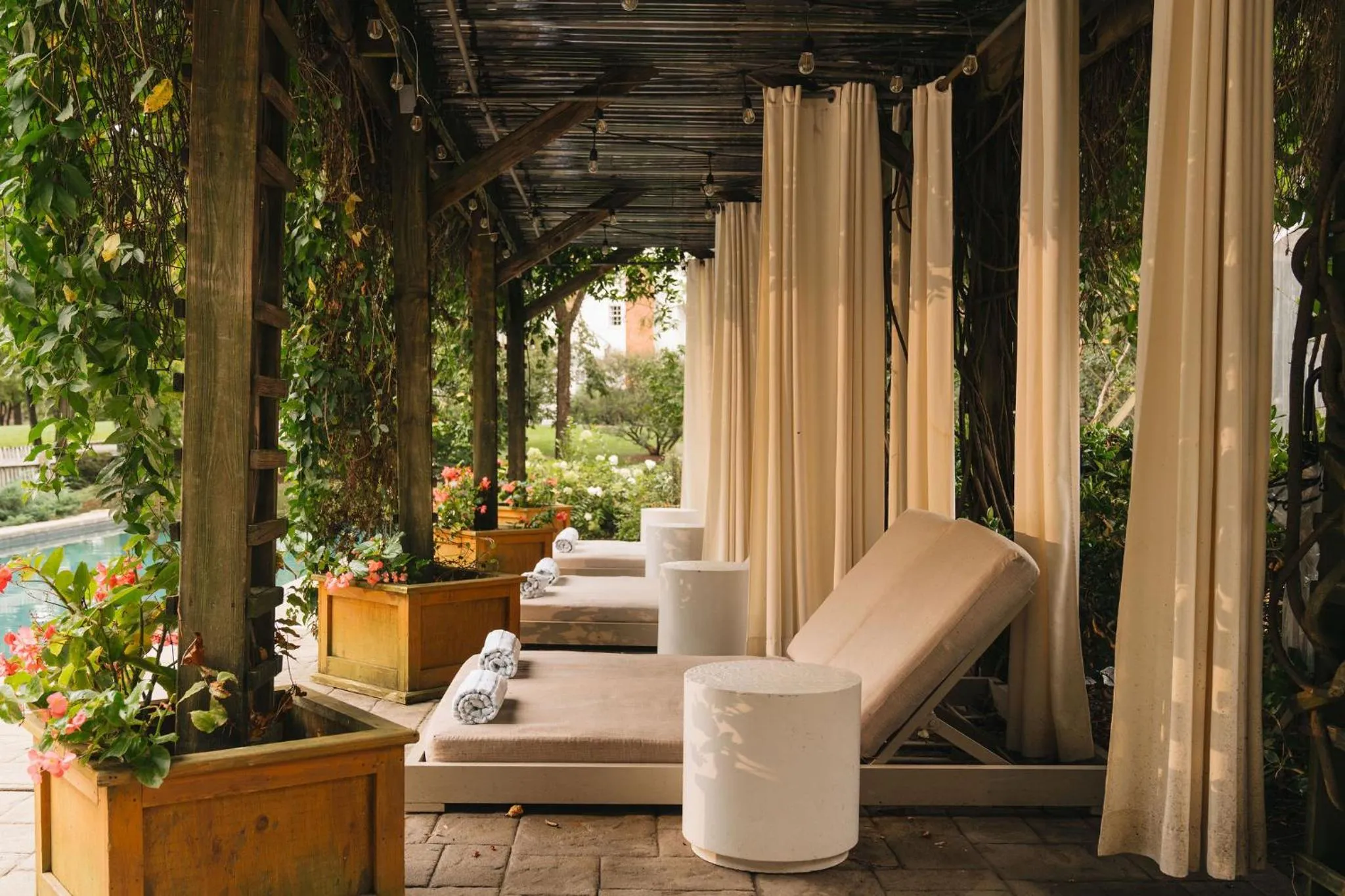 Swimming pool in The Clifton